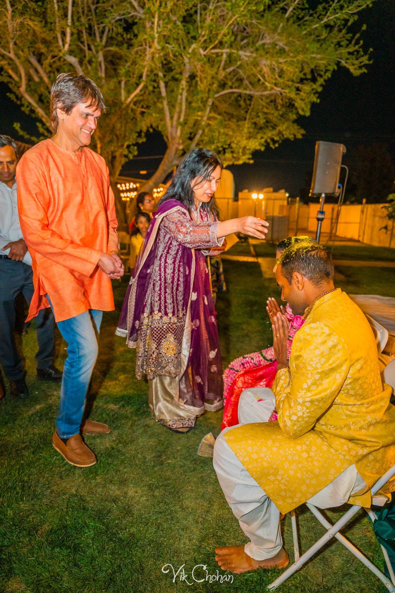 2024-04-03-Subhasree-and-Ravi-Janavasam-Night-South-Indian-Wedding-Celebration-Vik-Chohan-Photography-Photo-Booth-Social-Media-VCP-170.jpg