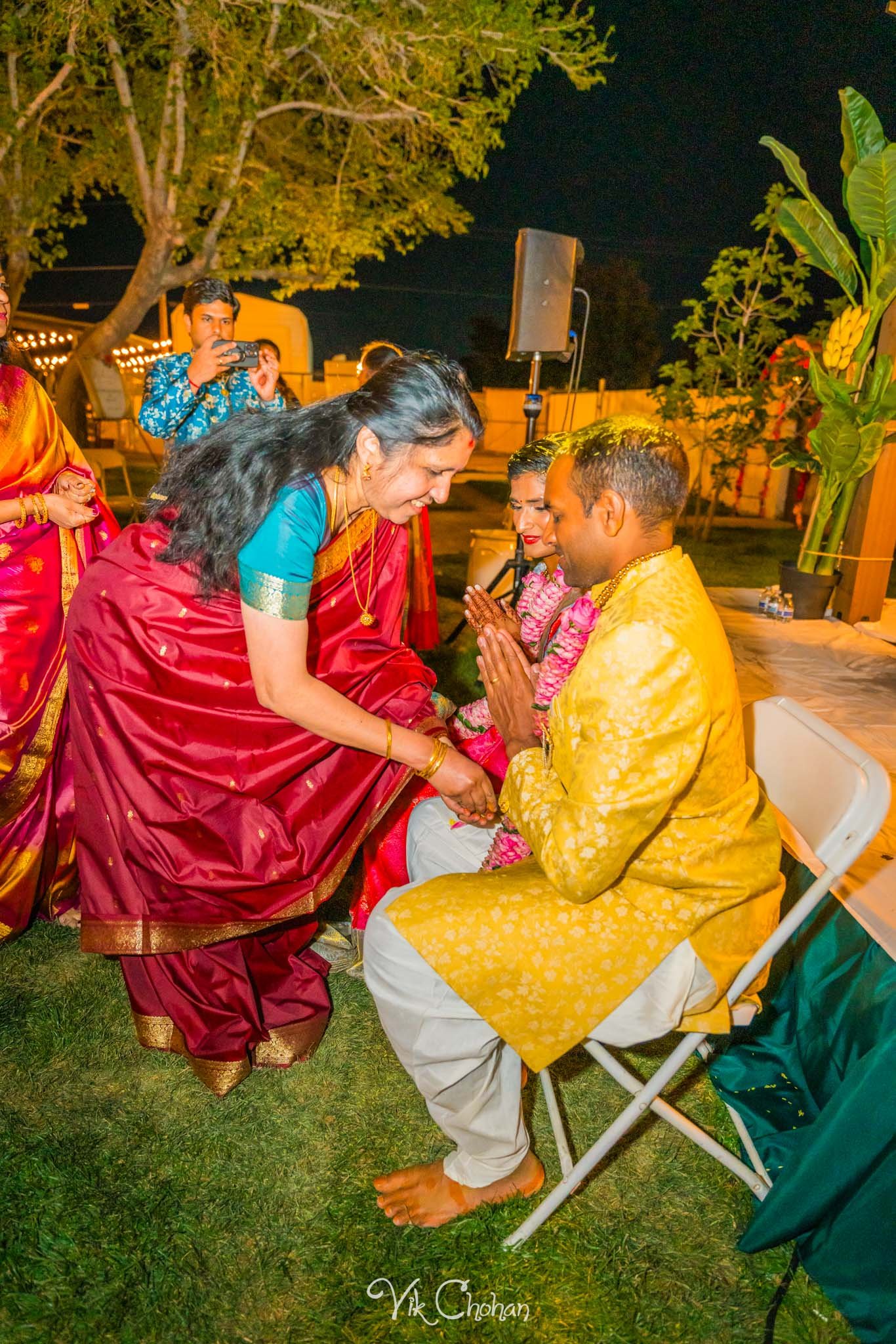 2024-04-03-Subhasree-and-Ravi-Janavasam-Night-South-Indian-Wedding-Celebration-Vik-Chohan-Photography-Photo-Booth-Social-Media-VCP-180.jpg