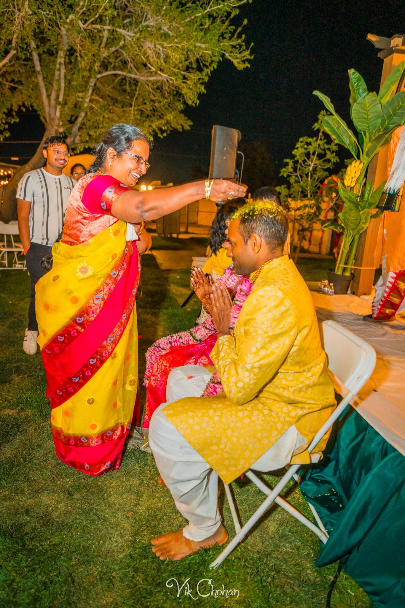 2024-04-03-Subhasree-and-Ravi-Janavasam-Night-South-Indian-Wedding-Celebration-Vik-Chohan-Photography-Photo-Booth-Social-Media-VCP-189.jpg