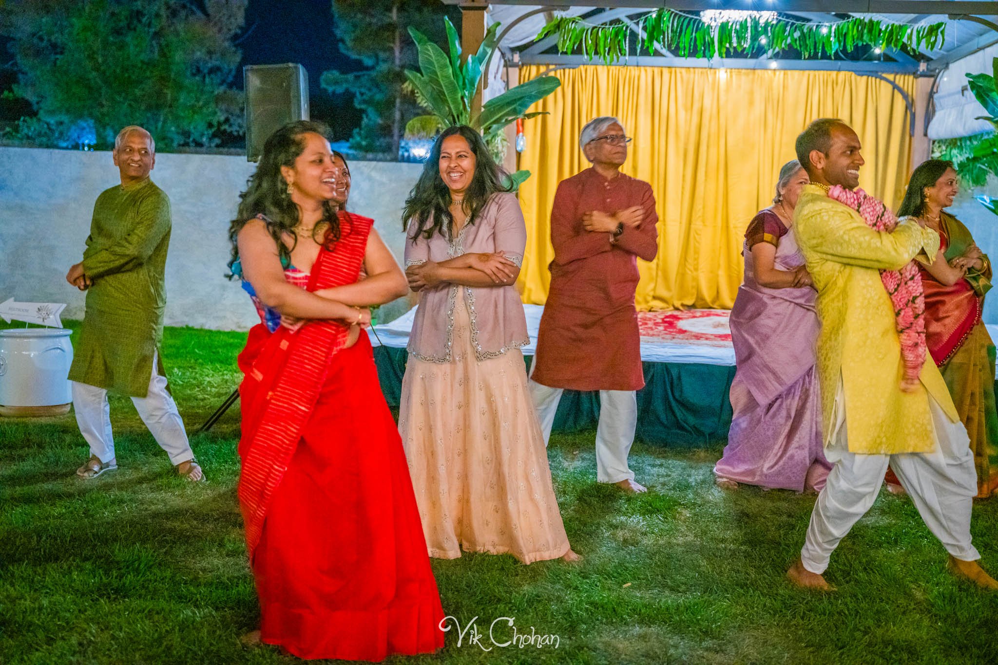 2024-04-03-Subhasree-and-Ravi-Janavasam-Night-South-Indian-Wedding-Celebration-Vik-Chohan-Photography-Photo-Booth-Social-Media-VCP-217.jpg