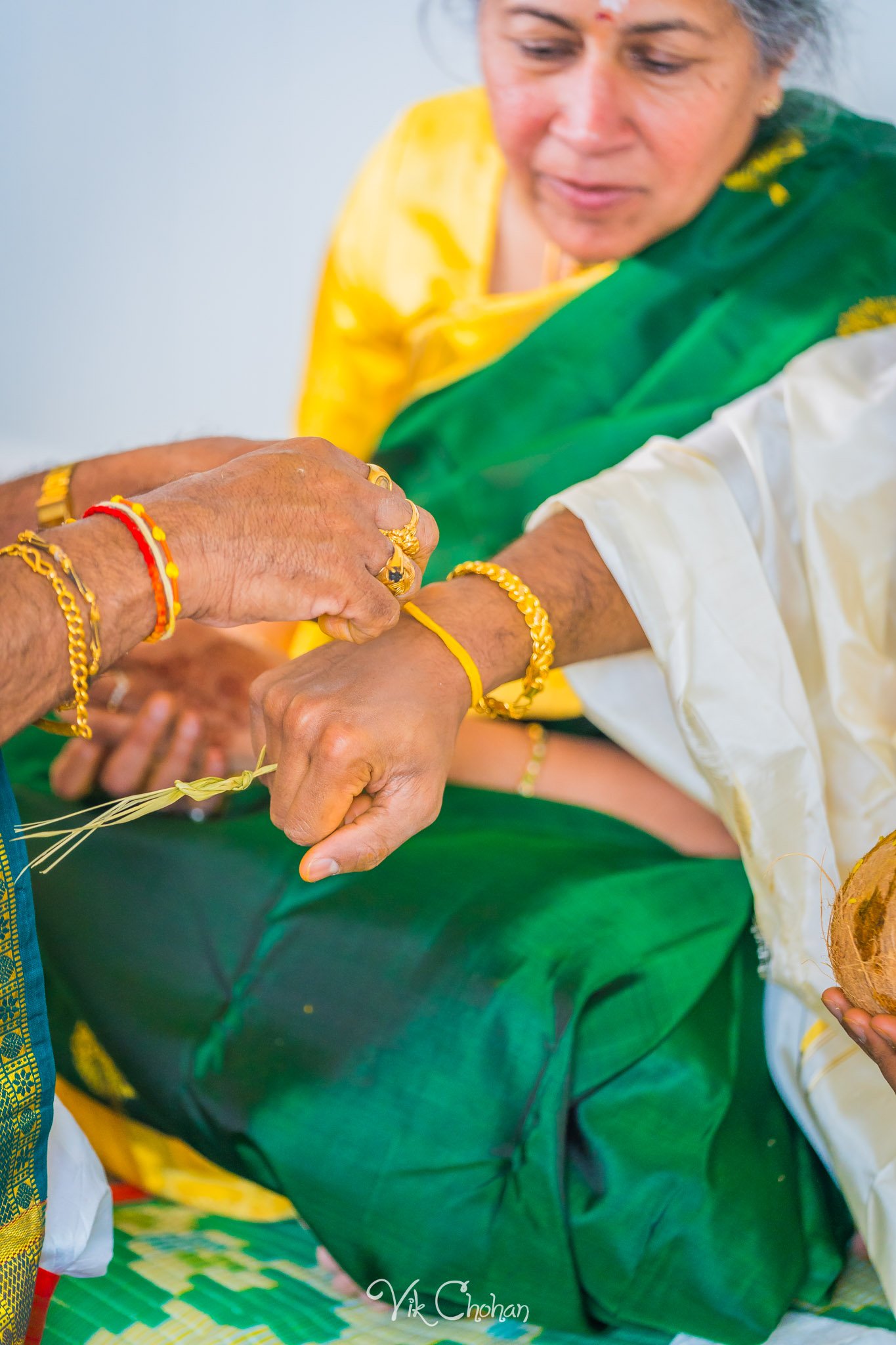 2024-04-04-Subhasree-and-Ravi-Puja-South-Indian-Wedding-Celebration-Vik-Chohan-Photography-Photo-Booth-Social-Media-VCP-082.jpg