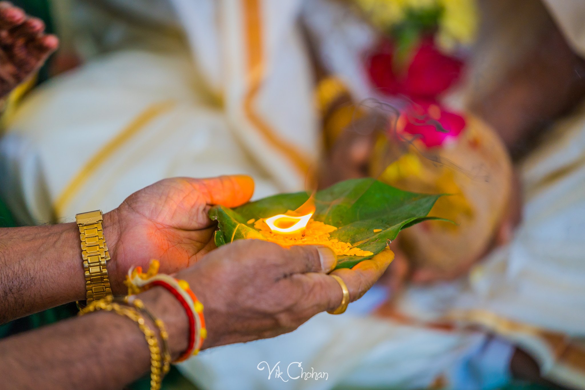 2024-04-04-Subhasree-and-Ravi-Puja-South-Indian-Wedding-Celebration-Vik-Chohan-Photography-Photo-Booth-Social-Media-VCP-107.jpg