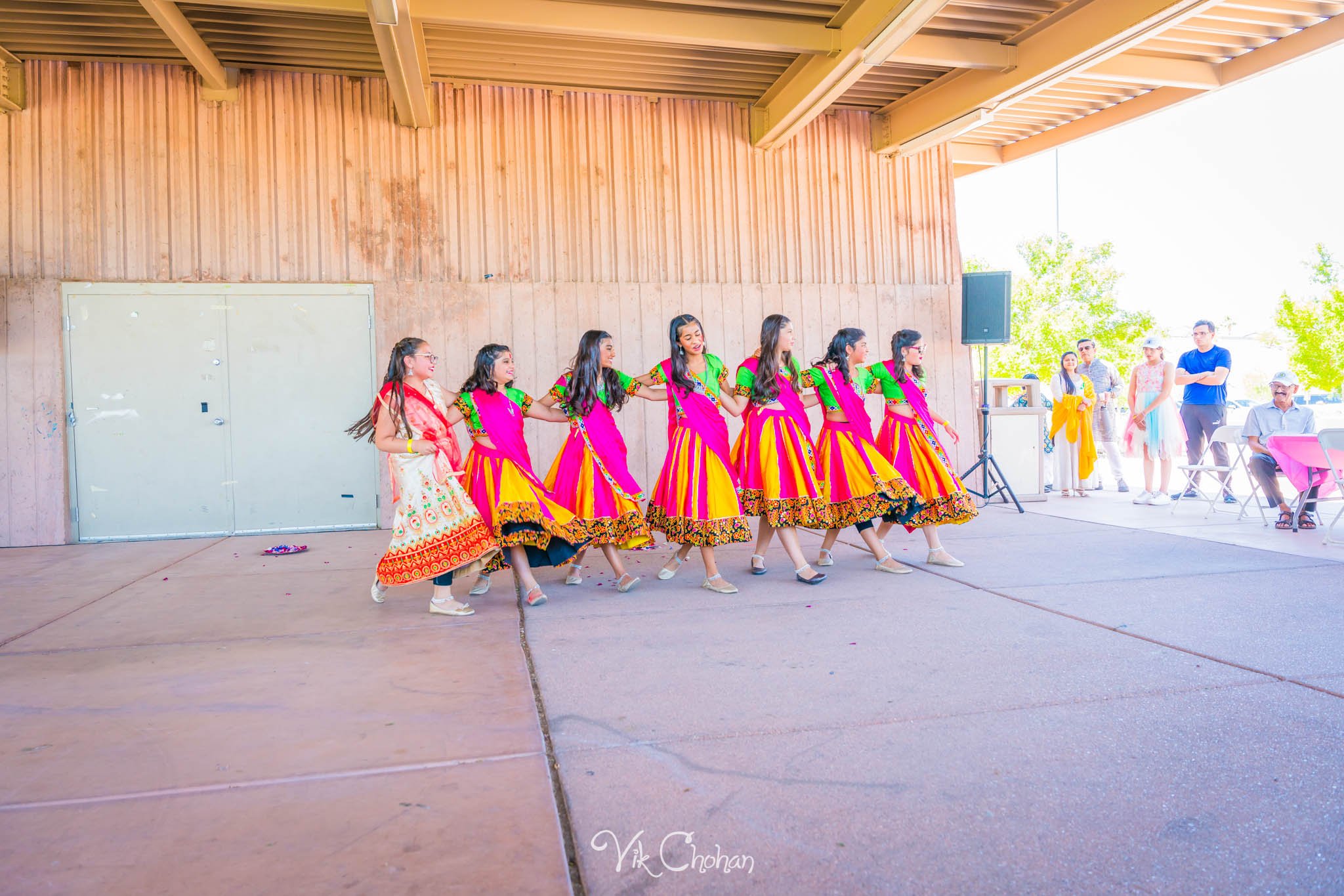 2024-04-21-FOILV-Friends-of-India-Las-Vegas-Holi-Celebration-Vik-Chohan-Photography-Photo-Booth-Social-Media-VCP-090.jpg