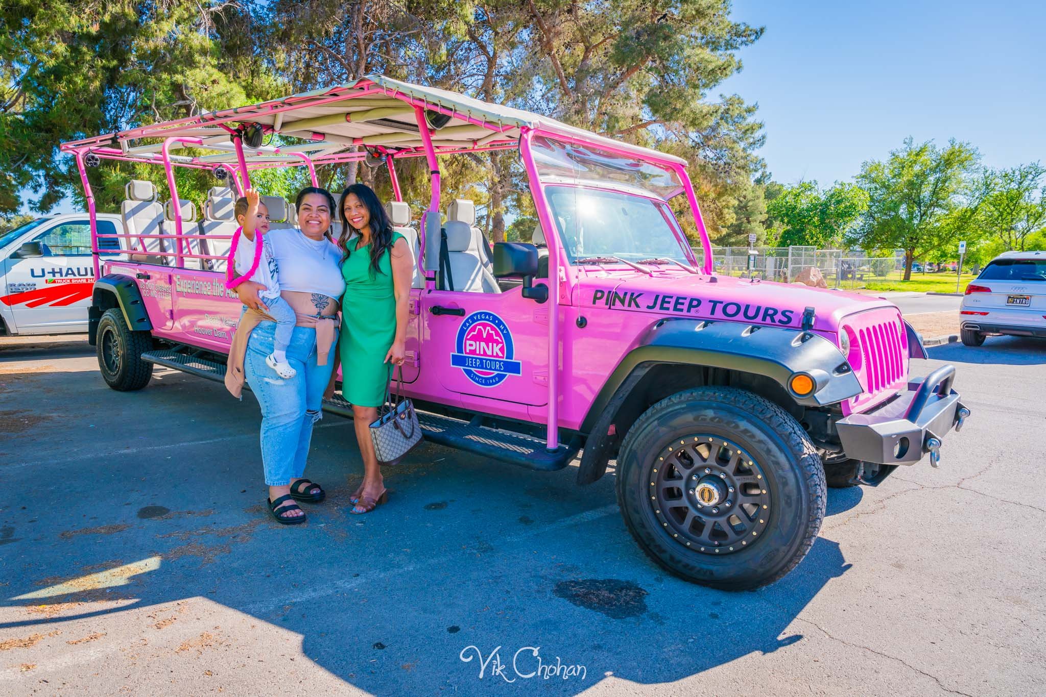 2024-04-29-Pink-Jeep-Tours-Hospitality-Event-at-Sunset-Park-Vik-Chohan-Photography-Photo-Booth-Social-Media-VCP-011.jpg