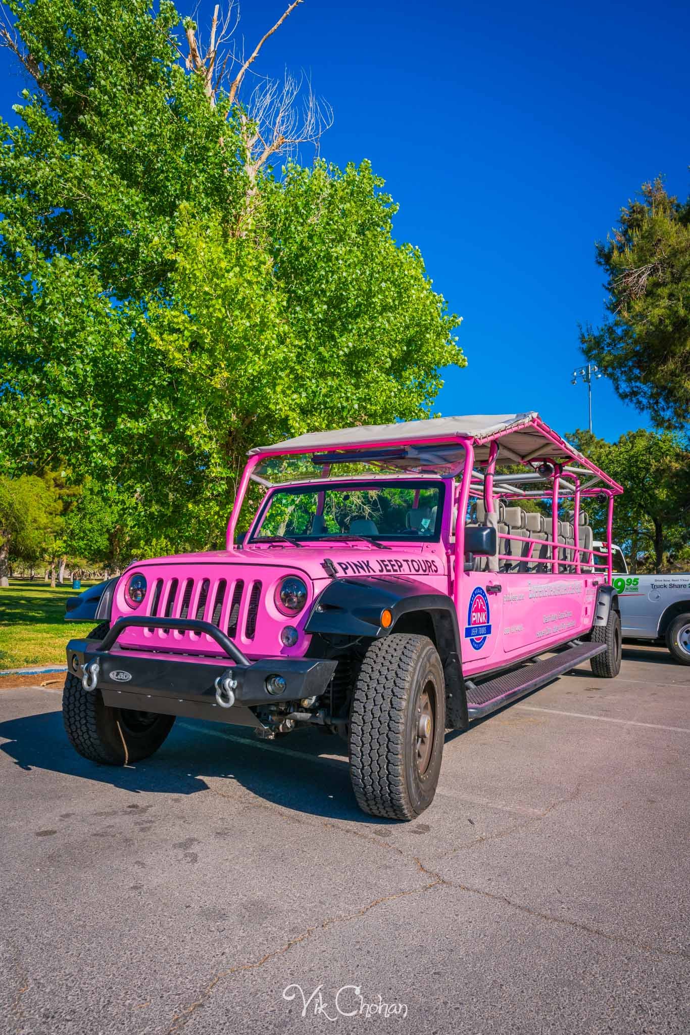 2024-04-29-Pink-Jeep-Tours-Hospitality-Event-at-Sunset-Park-Vik-Chohan-Photography-Photo-Booth-Social-Media-VCP-018.jpg