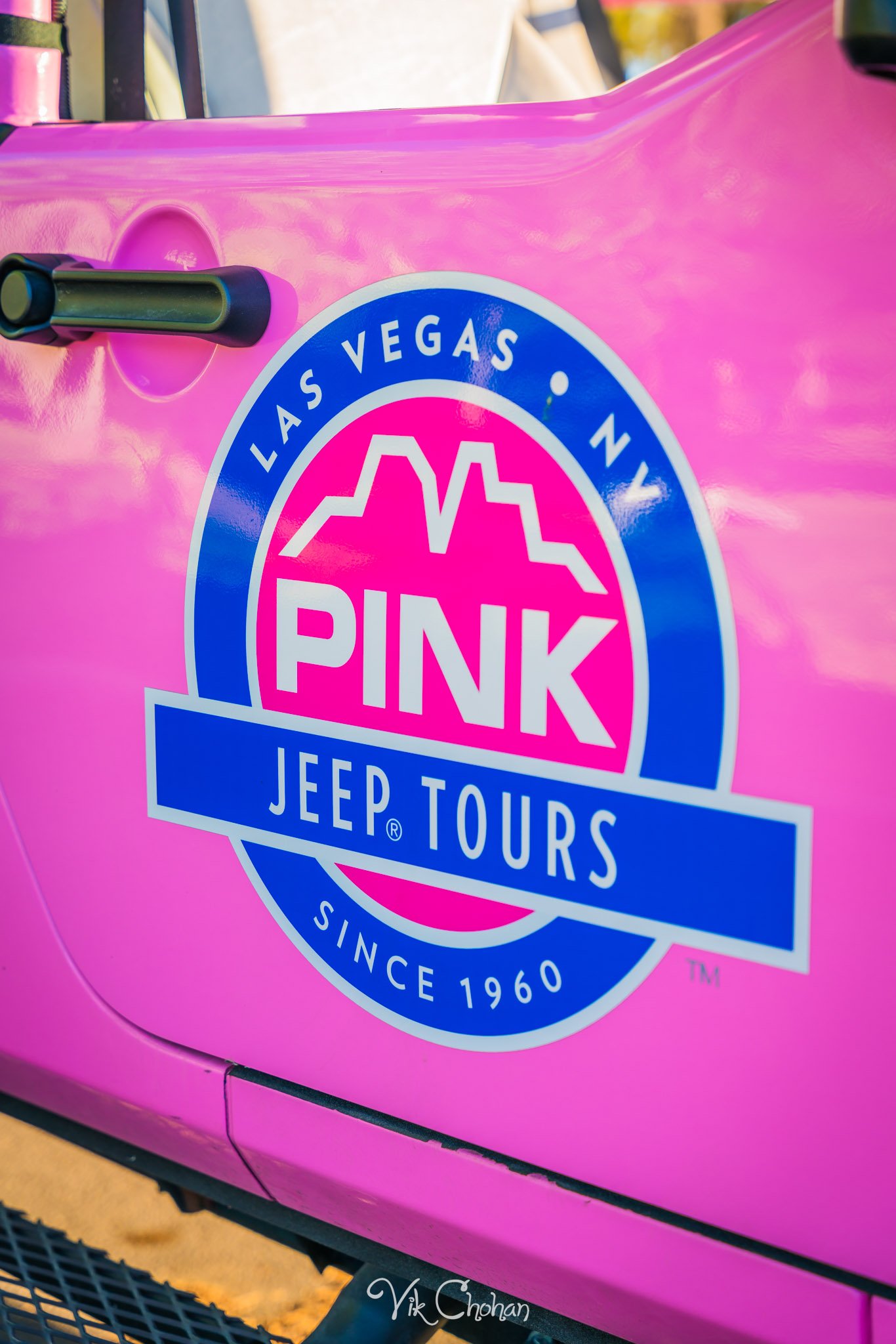 2024-04-29-Pink-Jeep-Tours-Hospitality-Event-at-Sunset-Park-Vik-Chohan-Photography-Photo-Booth-Social-Media-VCP-238.jpg