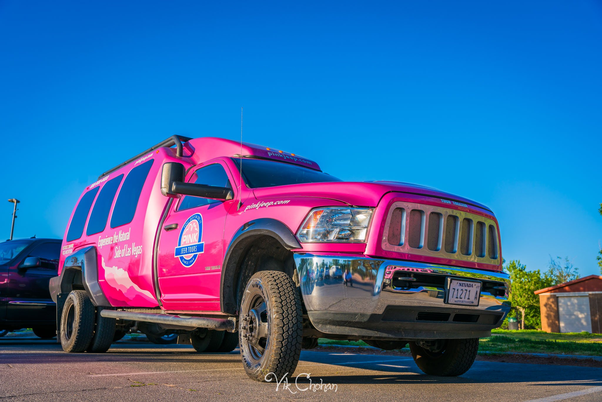2024-04-29-Pink-Jeep-Tours-Hospitality-Event-at-Sunset-Park-Vik-Chohan-Photography-Photo-Booth-Social-Media-VCP-243.jpg