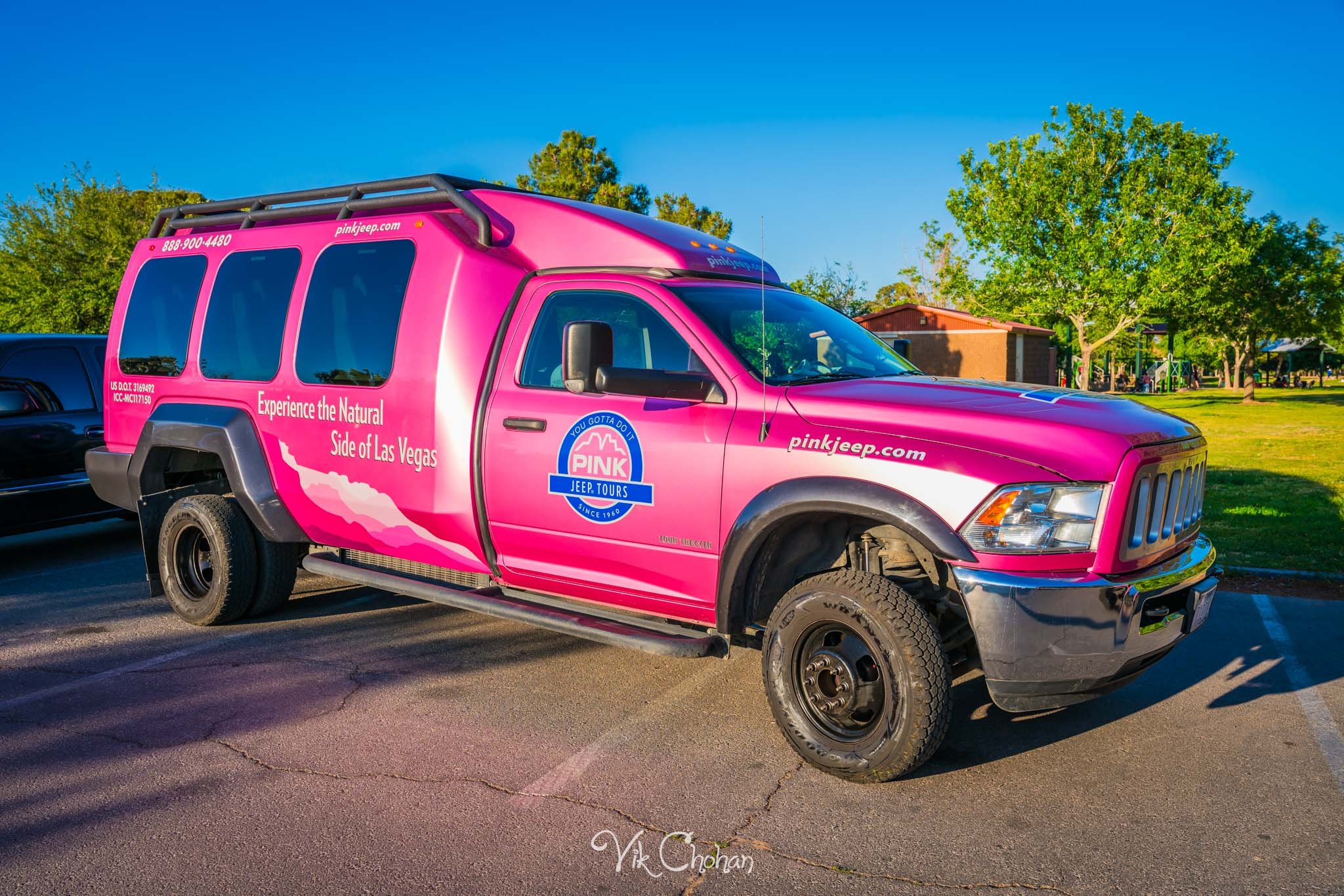 2024-04-29-Pink-Jeep-Tours-Hospitality-Event-at-Sunset-Park-Vik-Chohan-Photography-Photo-Booth-Social-Media-VCP-245.jpg