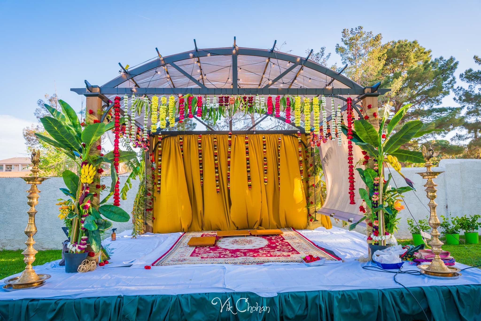 2024-04-04-Subhasree-and-Ravi-South-Indian-Wedding-Celebration-Vik-Chohan-Photography-Photo-Booth-Social-Media-VCP-002.jpg
