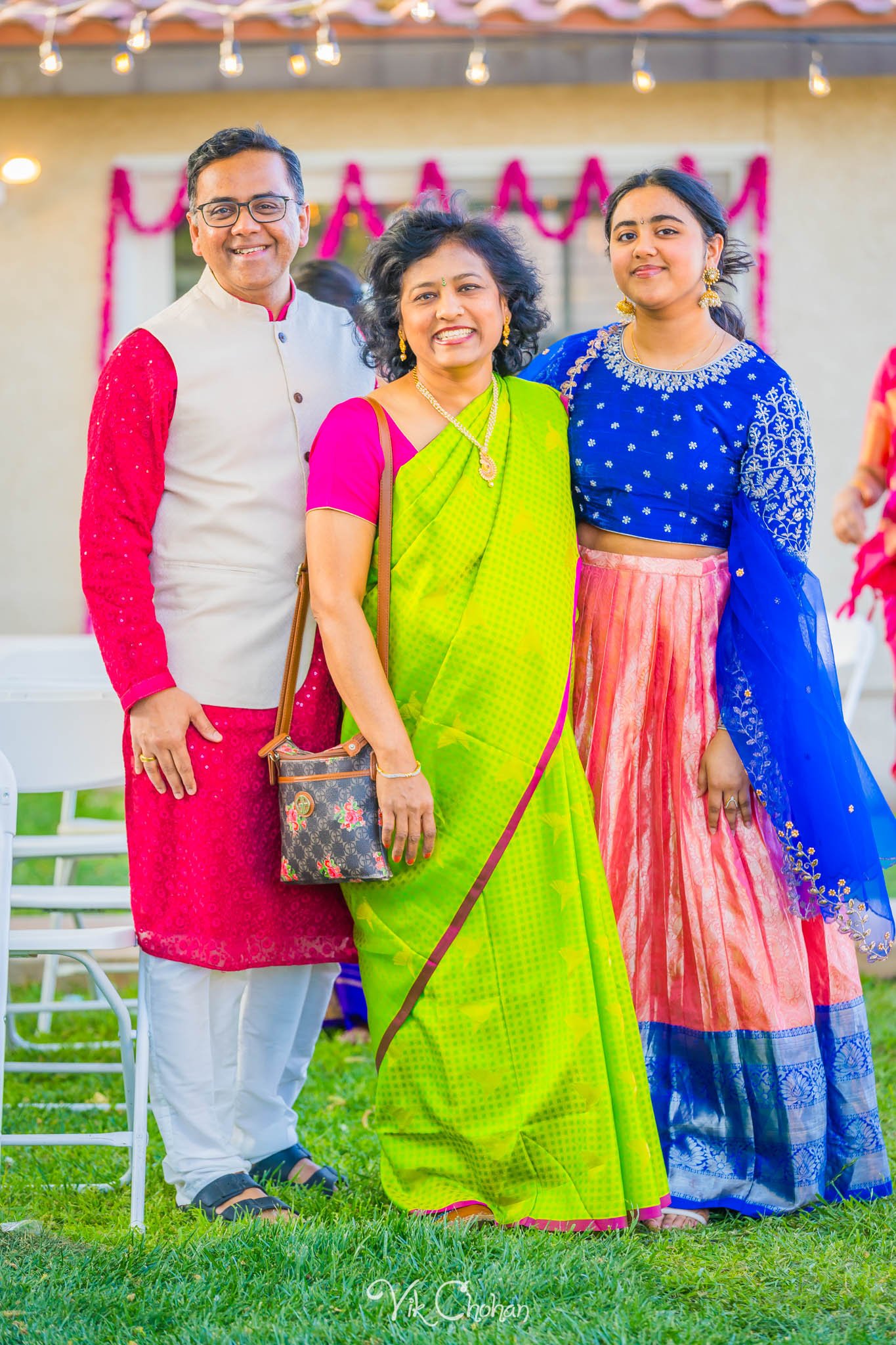 2024-04-04-Subhasree-and-Ravi-South-Indian-Wedding-Celebration-Vik-Chohan-Photography-Photo-Booth-Social-Media-VCP-036.jpg