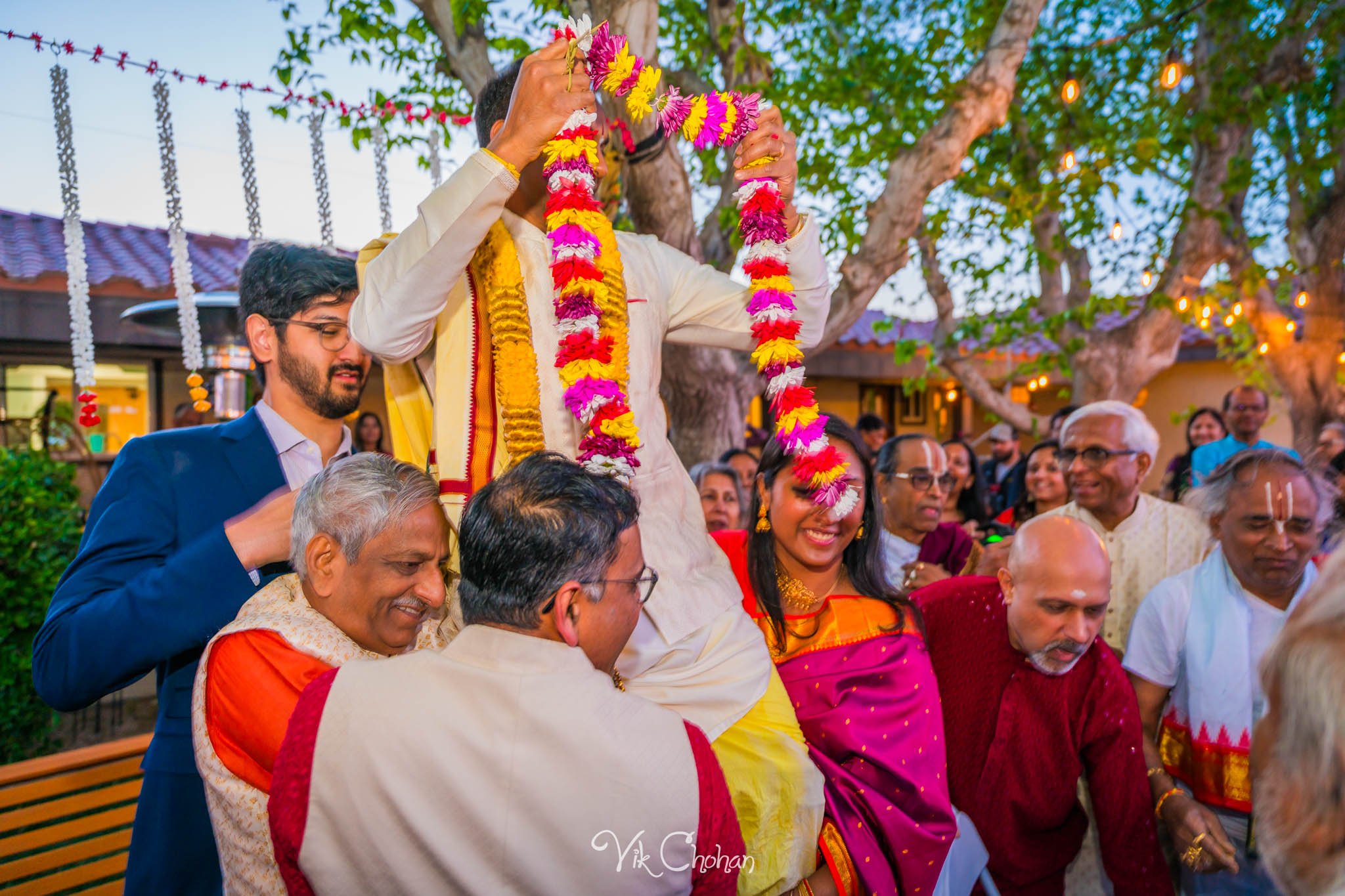 2024-04-04-Subhasree-and-Ravi-South-Indian-Wedding-Celebration-Vik-Chohan-Photography-Photo-Booth-Social-Media-VCP-090.jpg