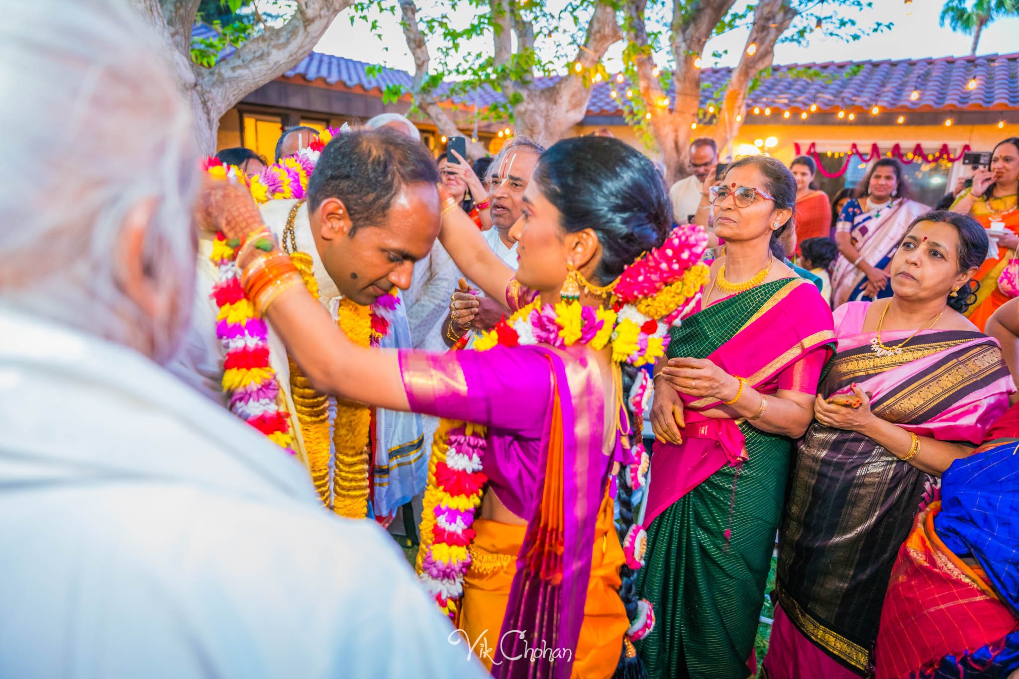 2024-04-04-Subhasree-and-Ravi-South-Indian-Wedding-Celebration-Vik-Chohan-Photography-Photo-Booth-Social-Media-VCP-094.jpg