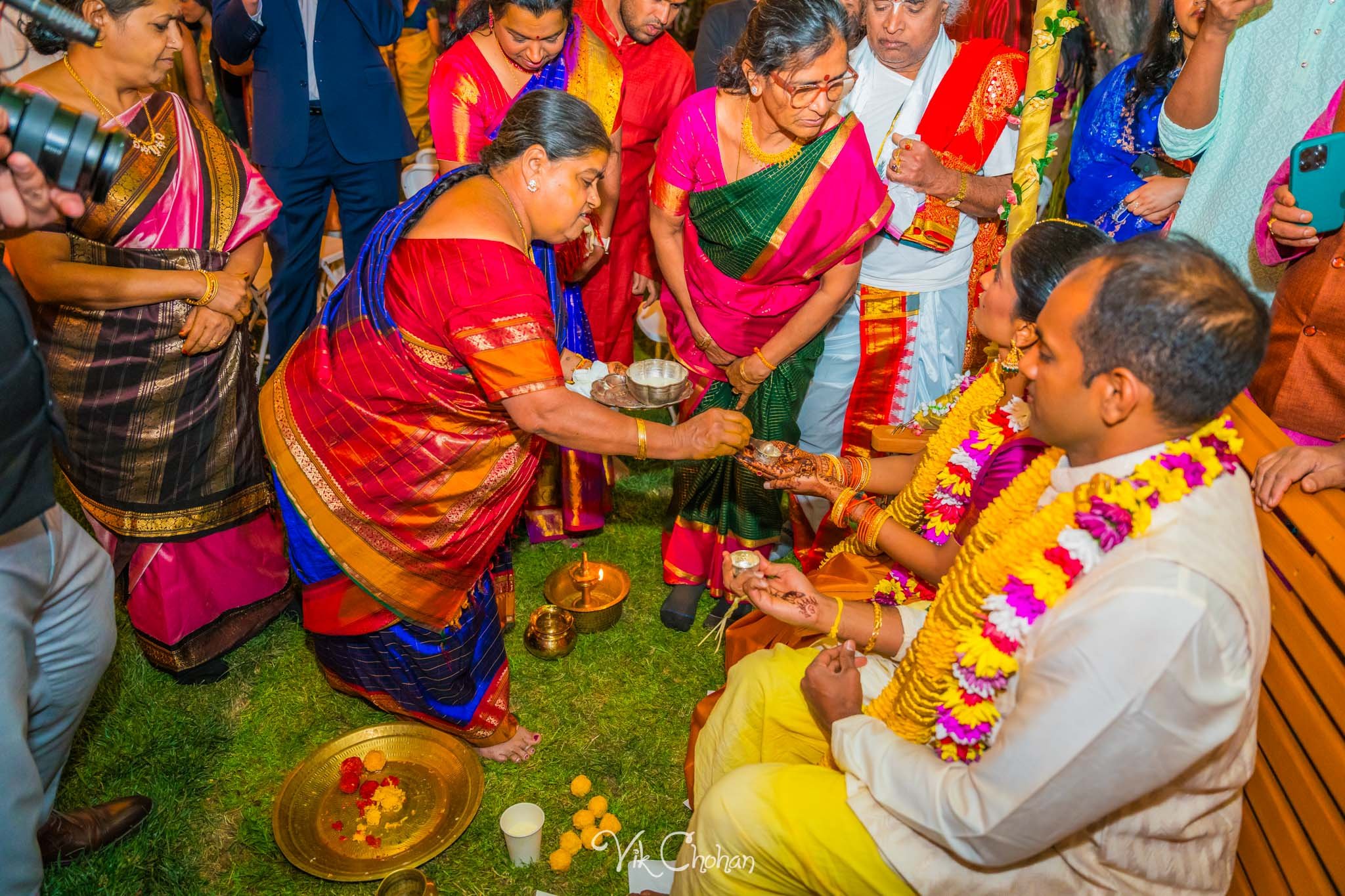 2024-04-04-Subhasree-and-Ravi-South-Indian-Wedding-Celebration-Vik-Chohan-Photography-Photo-Booth-Social-Media-VCP-110.jpg