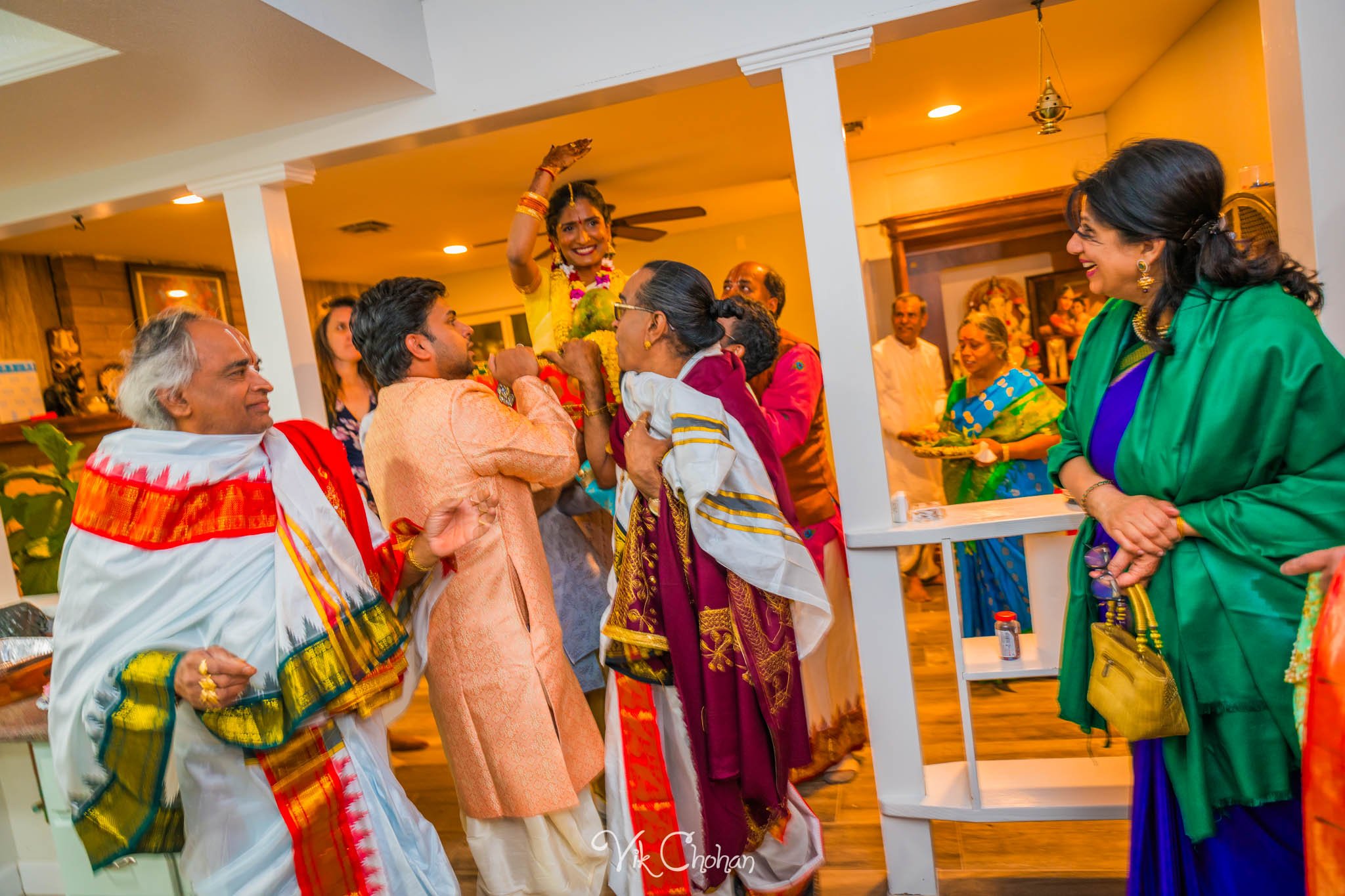2024-04-04-Subhasree-and-Ravi-South-Indian-Wedding-Celebration-Vik-Chohan-Photography-Photo-Booth-Social-Media-VCP-166.jpg