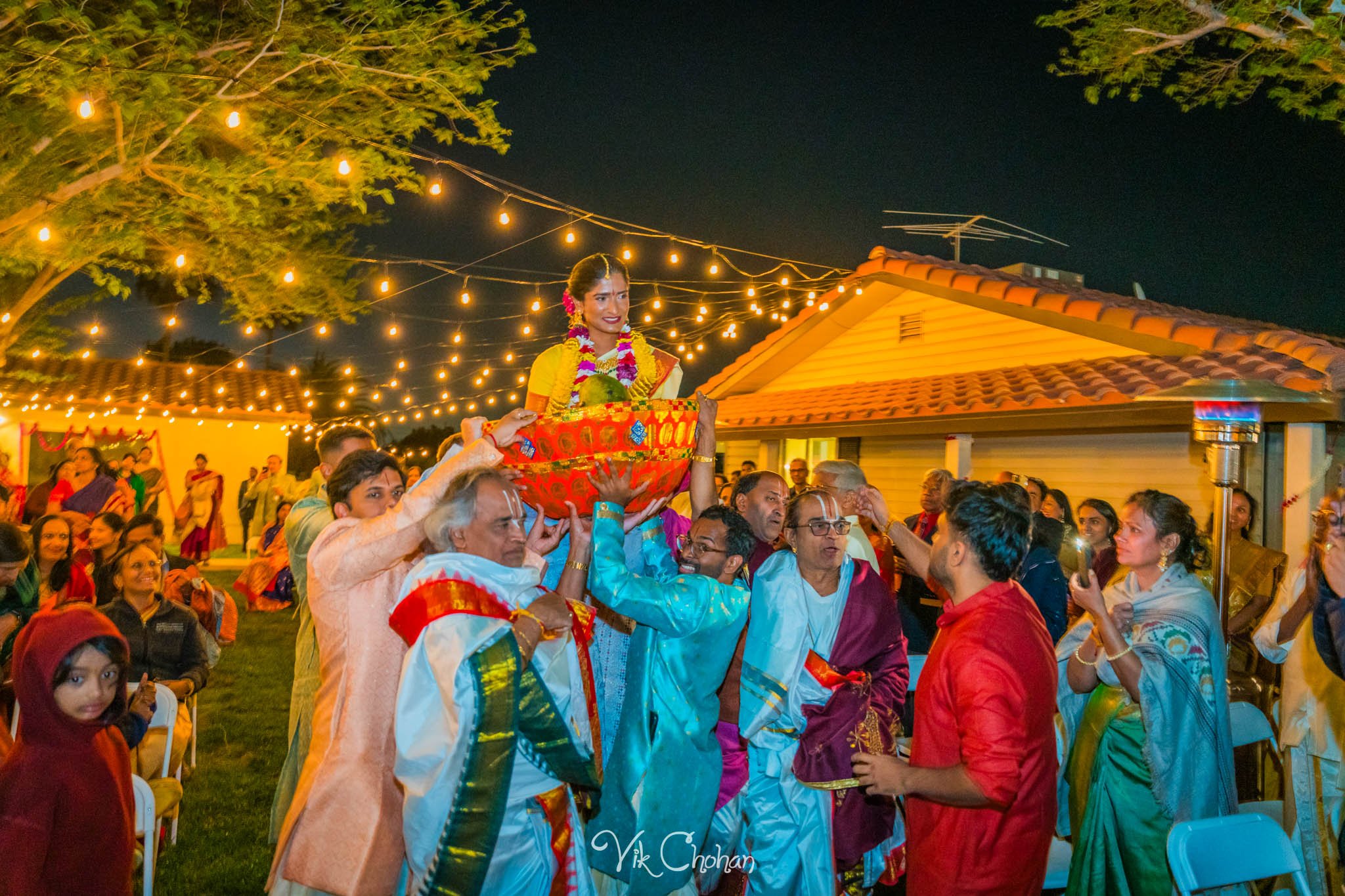 2024-04-04-Subhasree-and-Ravi-South-Indian-Wedding-Celebration-Vik-Chohan-Photography-Photo-Booth-Social-Media-VCP-173.jpg
