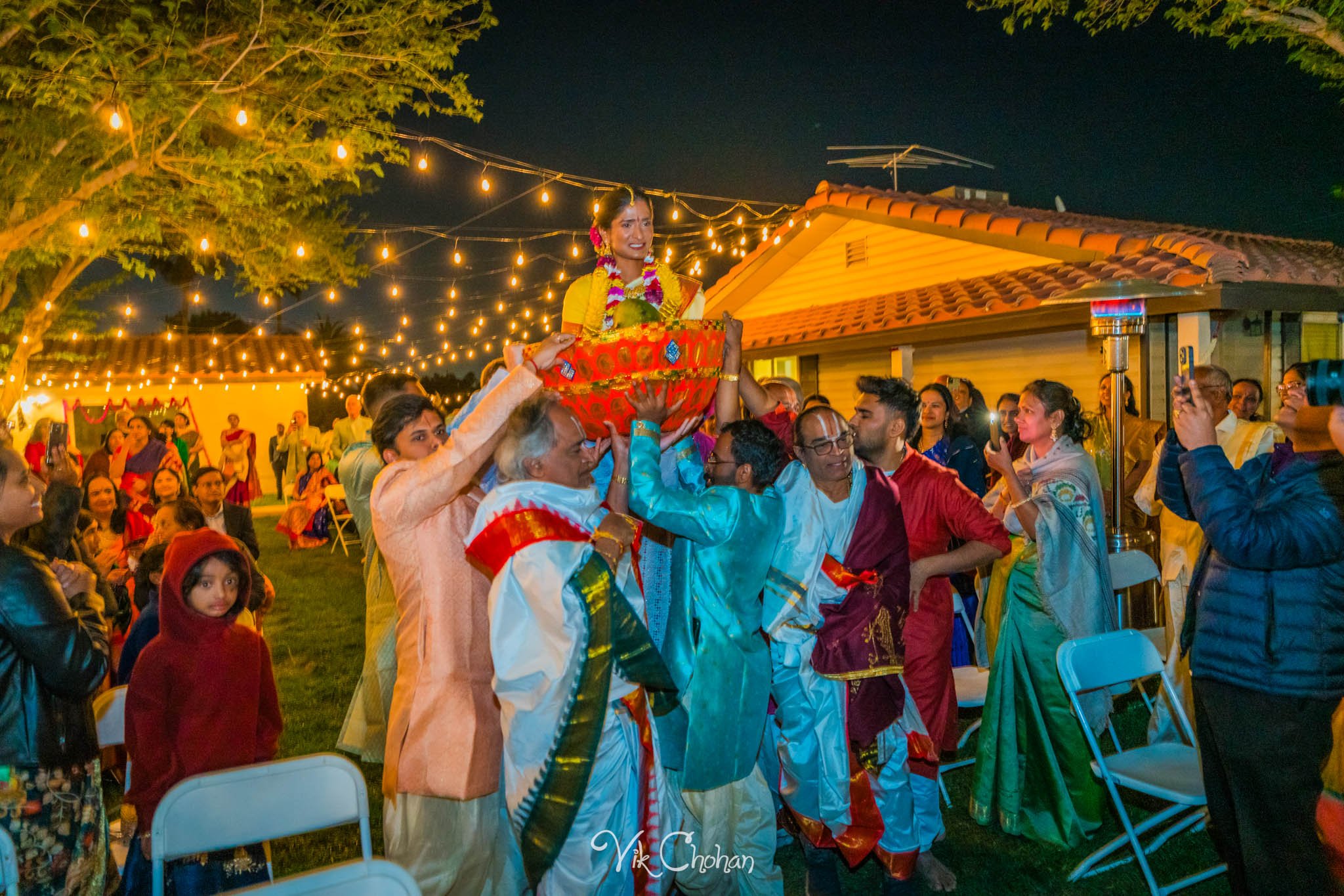 2024-04-04-Subhasree-and-Ravi-South-Indian-Wedding-Celebration-Vik-Chohan-Photography-Photo-Booth-Social-Media-VCP-174.jpg