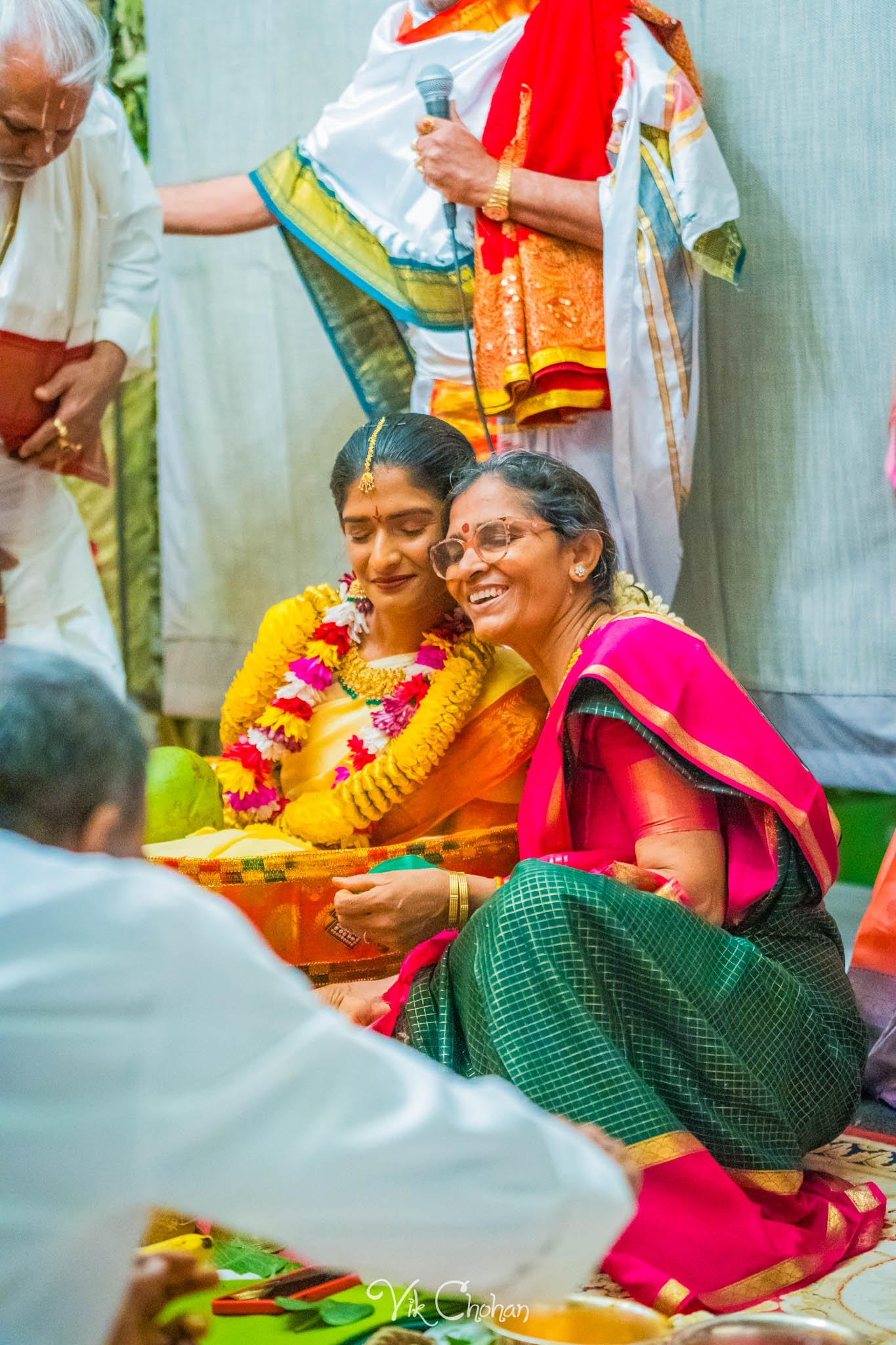 2024-04-04-Subhasree-and-Ravi-South-Indian-Wedding-Celebration-Vik-Chohan-Photography-Photo-Booth-Social-Media-VCP-181.jpg