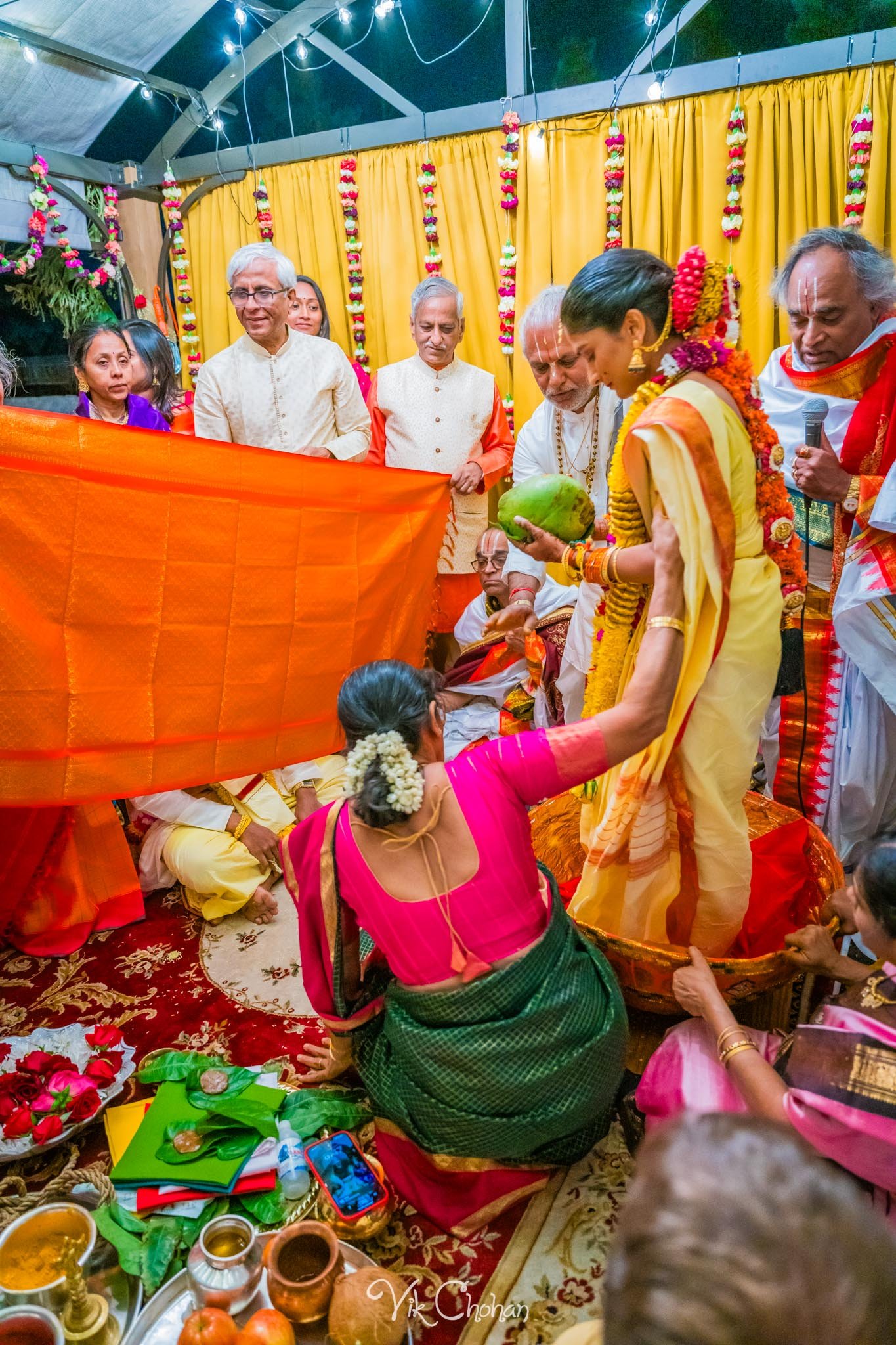 2024-04-04-Subhasree-and-Ravi-South-Indian-Wedding-Celebration-Vik-Chohan-Photography-Photo-Booth-Social-Media-VCP-216.jpg