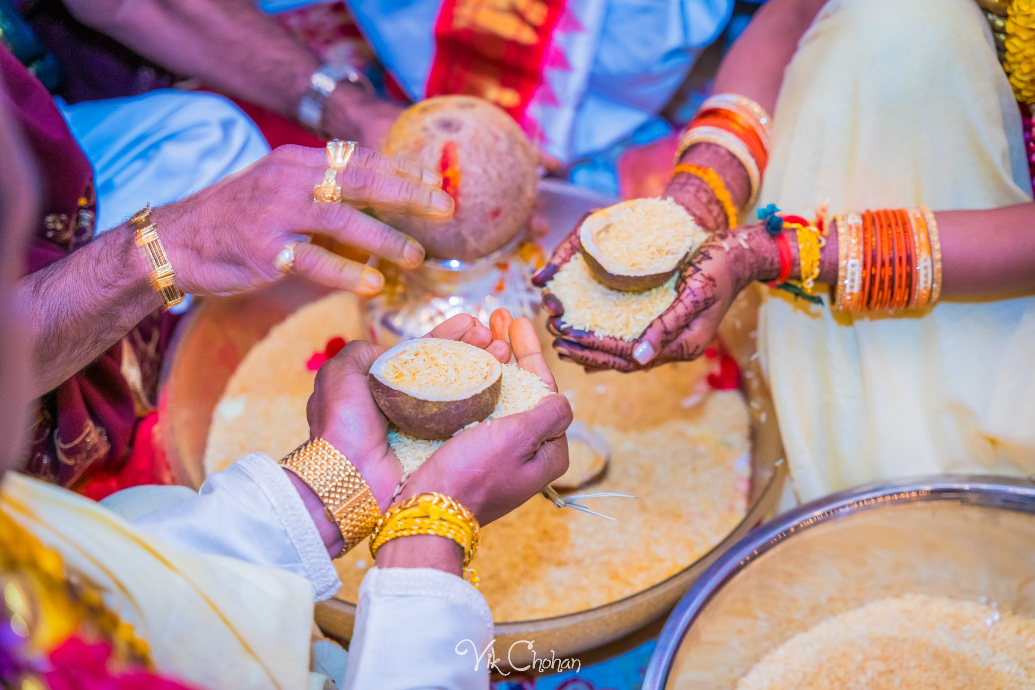 2024-04-04-Subhasree-and-Ravi-South-Indian-Wedding-Celebration-Vik-Chohan-Photography-Photo-Booth-Social-Media-VCP-282.jpg