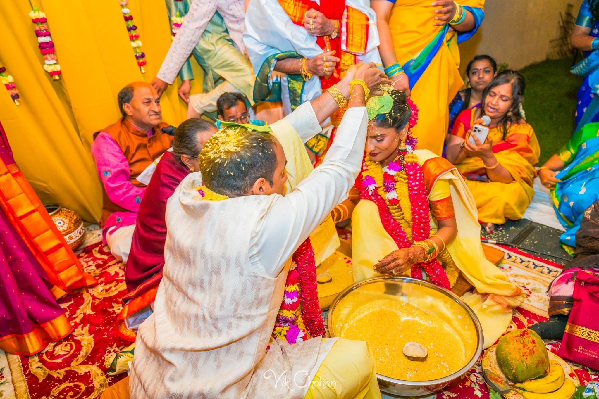 2024-04-04-Subhasree-and-Ravi-South-Indian-Wedding-Celebration-Vik-Chohan-Photography-Photo-Booth-Social-Media-VCP-284.jpg