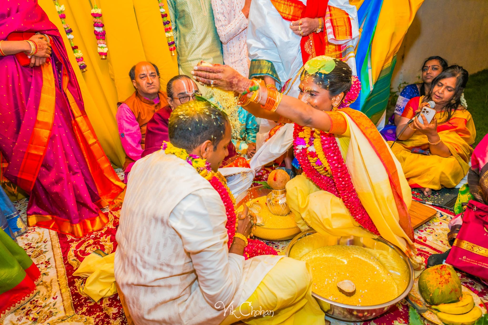 2024-04-04-Subhasree-and-Ravi-South-Indian-Wedding-Celebration-Vik-Chohan-Photography-Photo-Booth-Social-Media-VCP-287.jpg