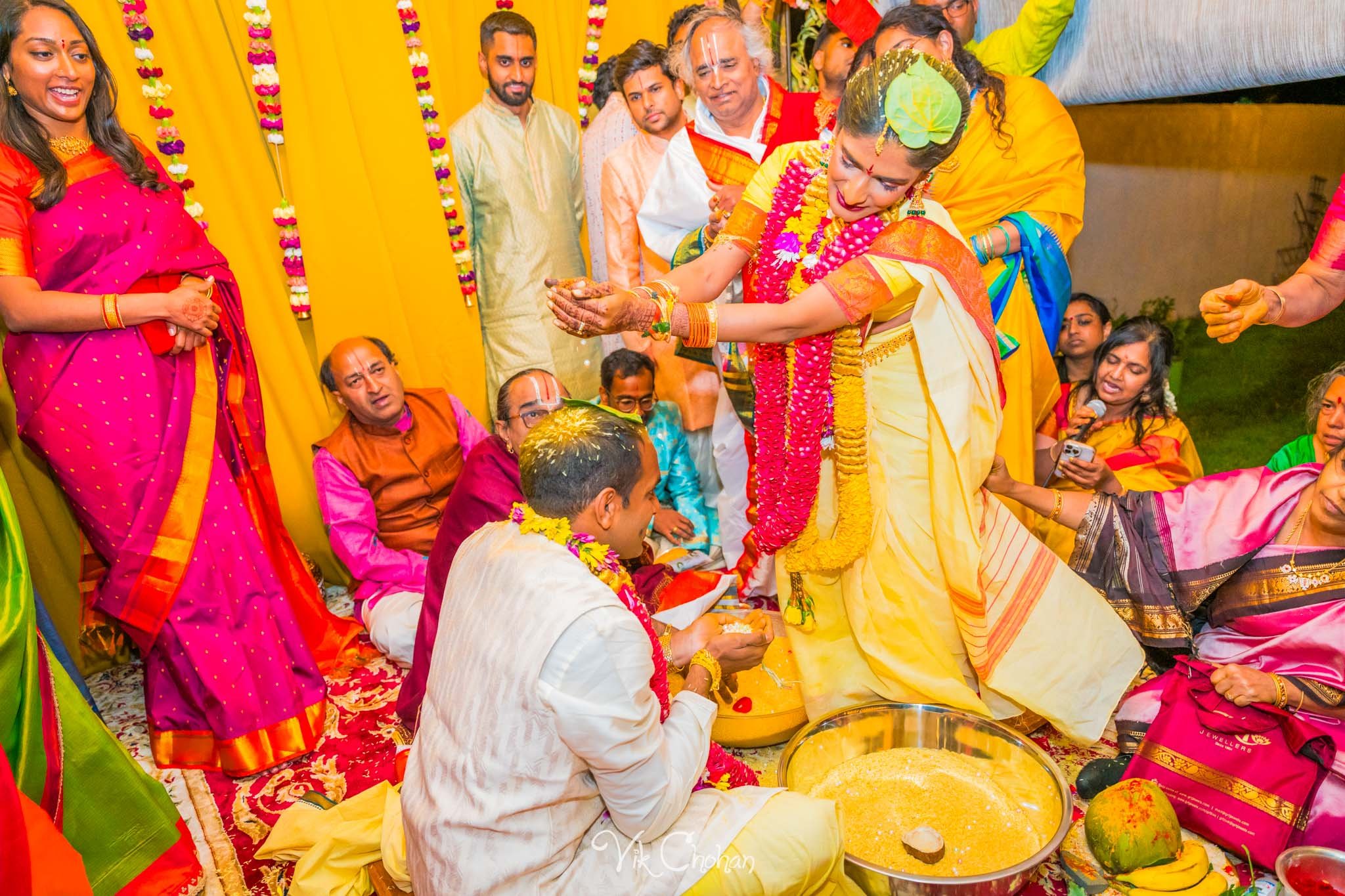 2024-04-04-Subhasree-and-Ravi-South-Indian-Wedding-Celebration-Vik-Chohan-Photography-Photo-Booth-Social-Media-VCP-293.jpg