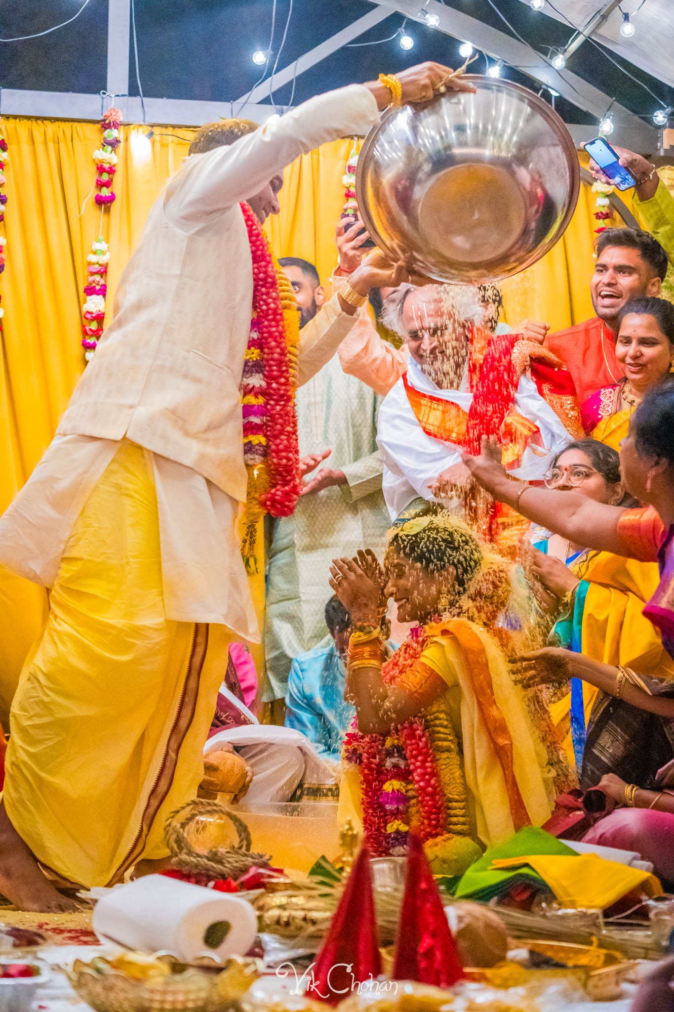 2024-04-04-Subhasree-and-Ravi-South-Indian-Wedding-Celebration-Vik-Chohan-Photography-Photo-Booth-Social-Media-VCP-309.jpg