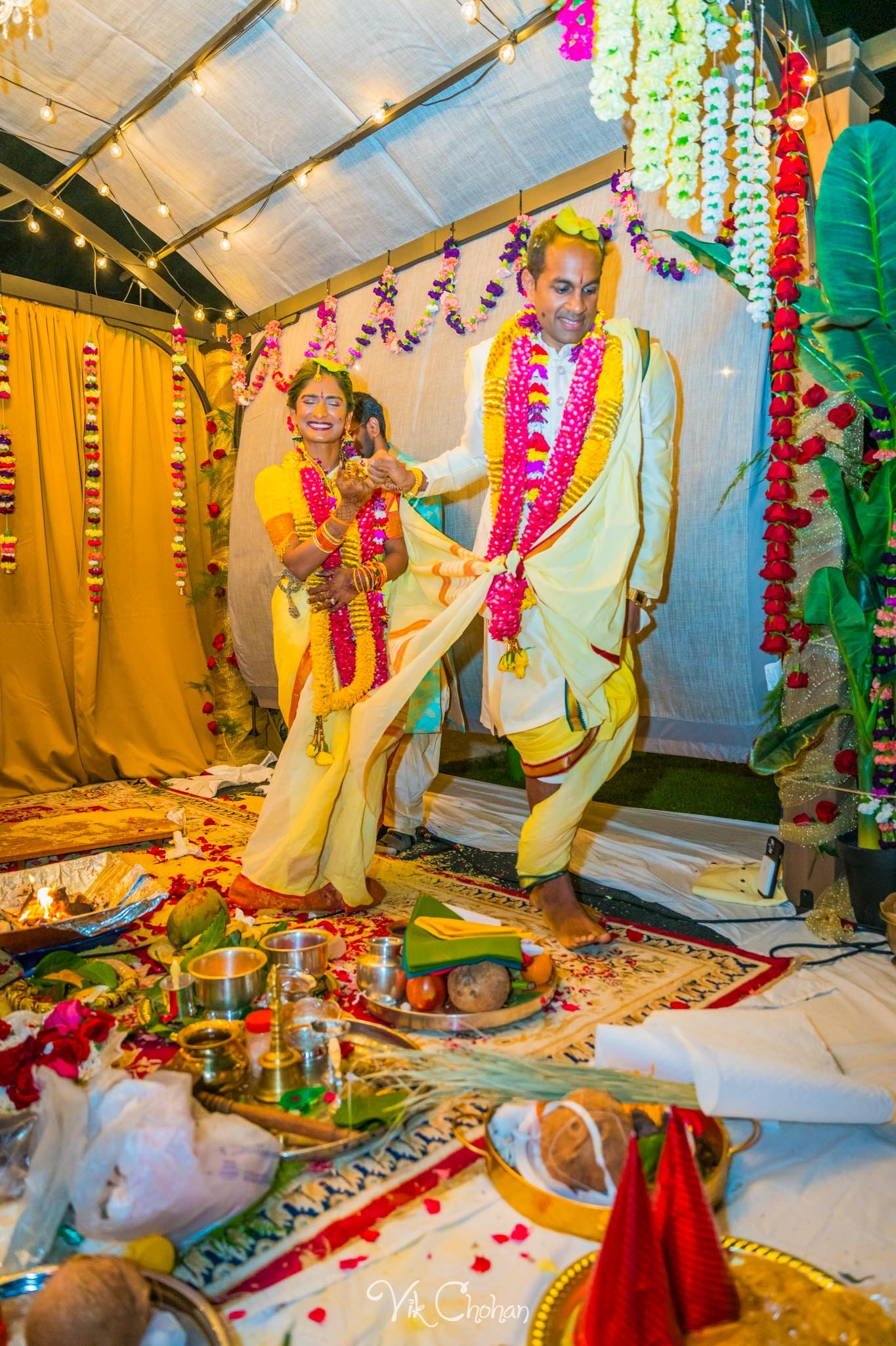 2024-04-04-Subhasree-and-Ravi-South-Indian-Wedding-Celebration-Vik-Chohan-Photography-Photo-Booth-Social-Media-VCP-320.jpg