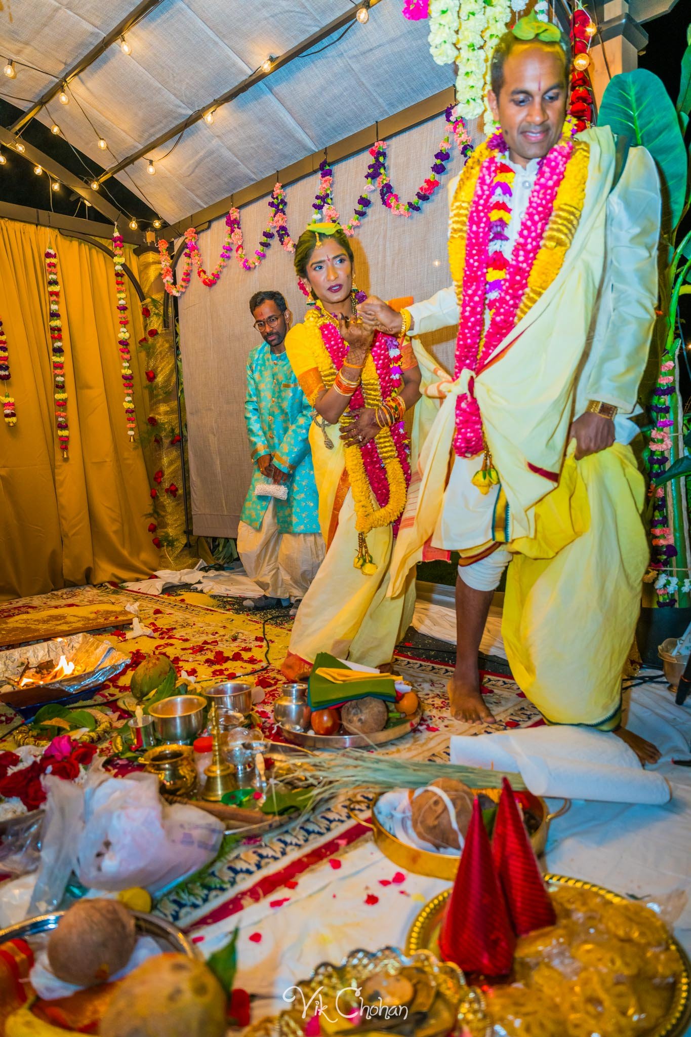 2024-04-04-Subhasree-and-Ravi-South-Indian-Wedding-Celebration-Vik-Chohan-Photography-Photo-Booth-Social-Media-VCP-321.jpg