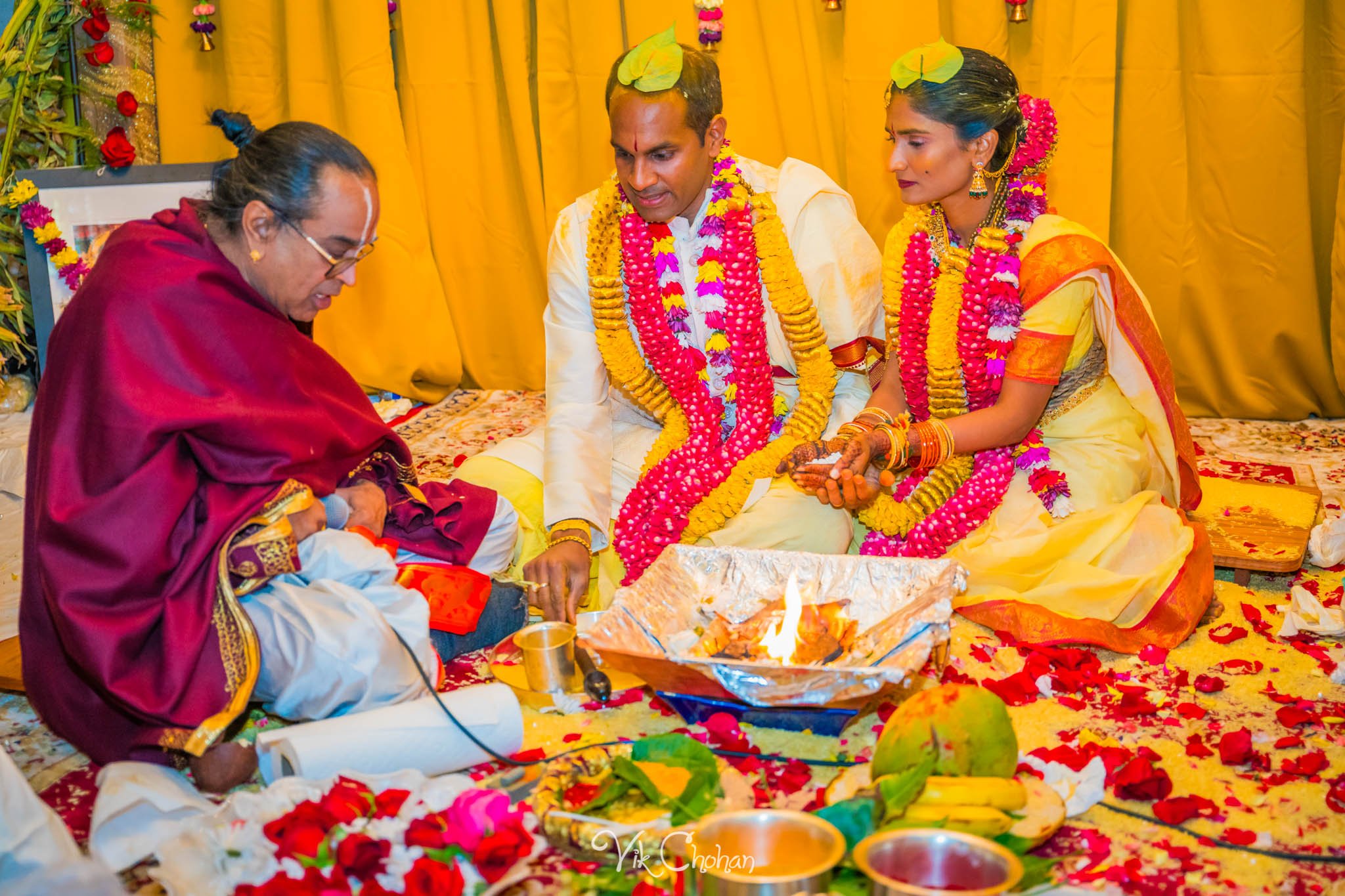 2024-04-04-Subhasree-and-Ravi-South-Indian-Wedding-Celebration-Vik-Chohan-Photography-Photo-Booth-Social-Media-VCP-326.jpg