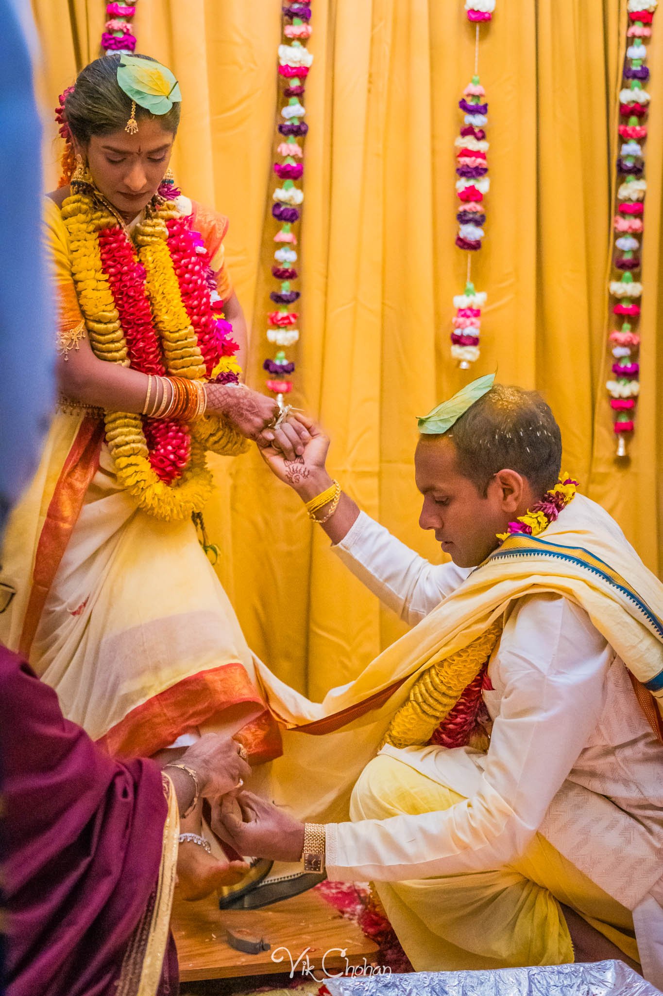 2024-04-04-Subhasree-and-Ravi-South-Indian-Wedding-Celebration-Vik-Chohan-Photography-Photo-Booth-Social-Media-VCP-337.jpg