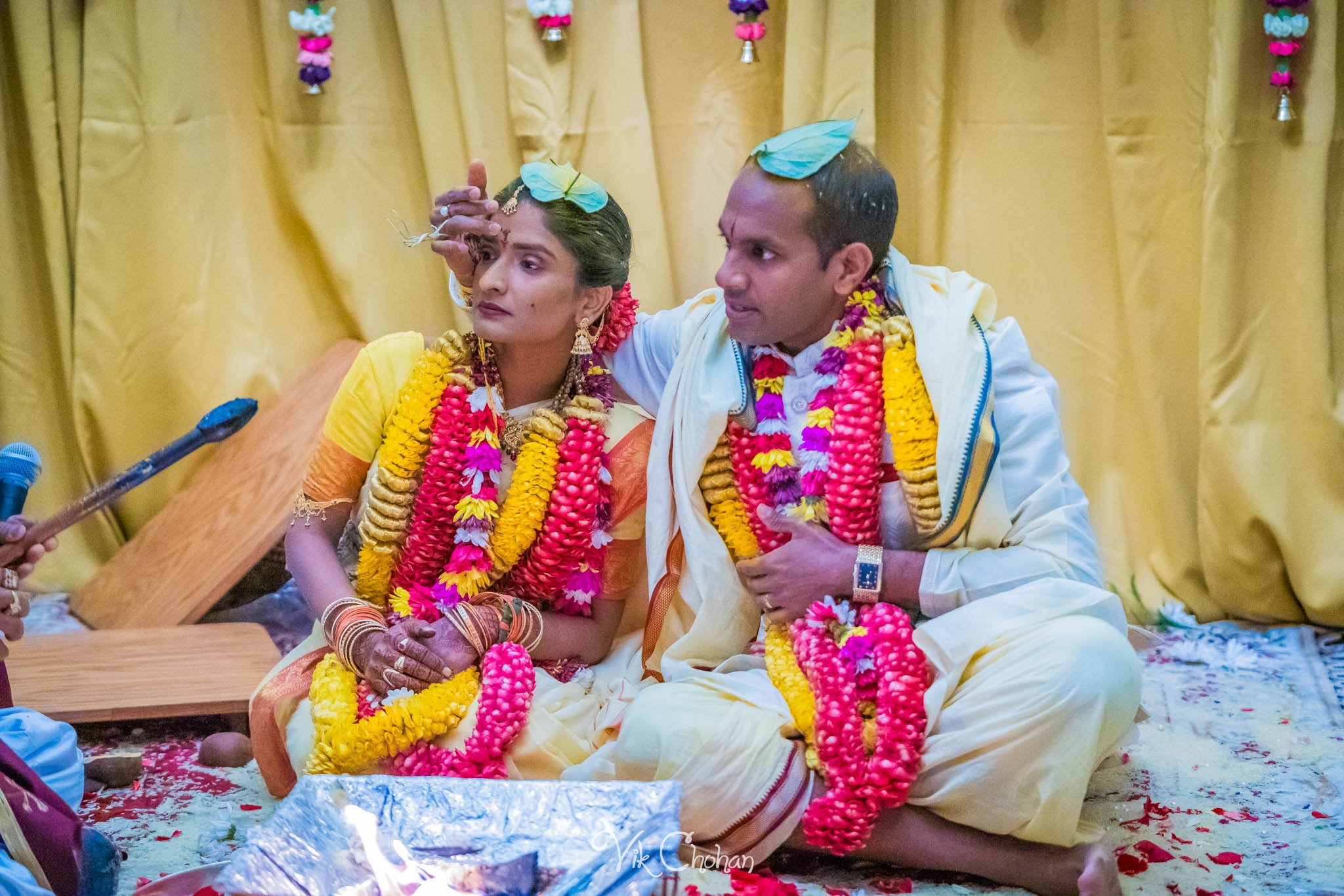 2024-04-04-Subhasree-and-Ravi-South-Indian-Wedding-Celebration-Vik-Chohan-Photography-Photo-Booth-Social-Media-VCP-358.jpg