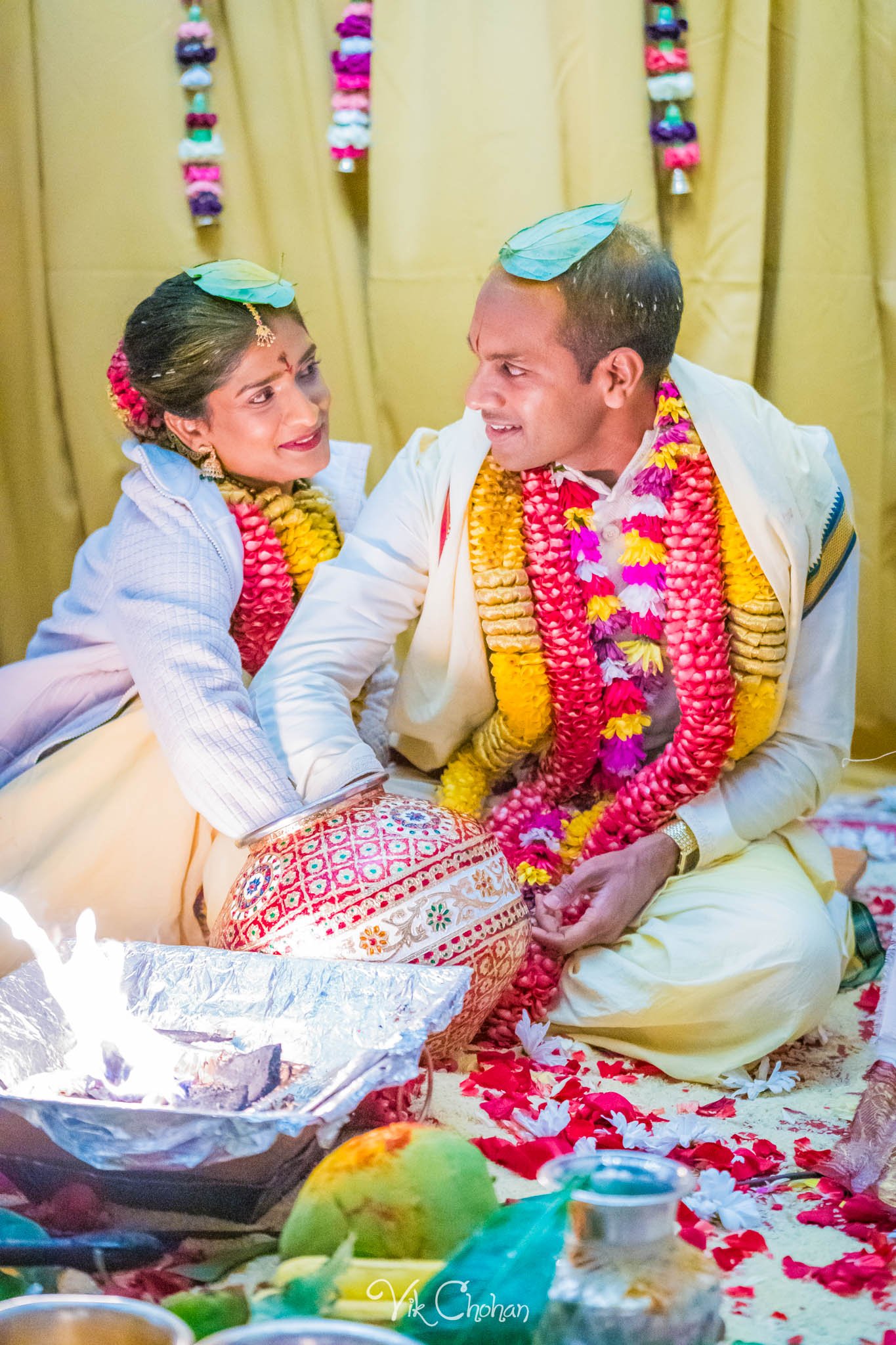 2024-04-04-Subhasree-and-Ravi-South-Indian-Wedding-Celebration-Vik-Chohan-Photography-Photo-Booth-Social-Media-VCP-365.jpg