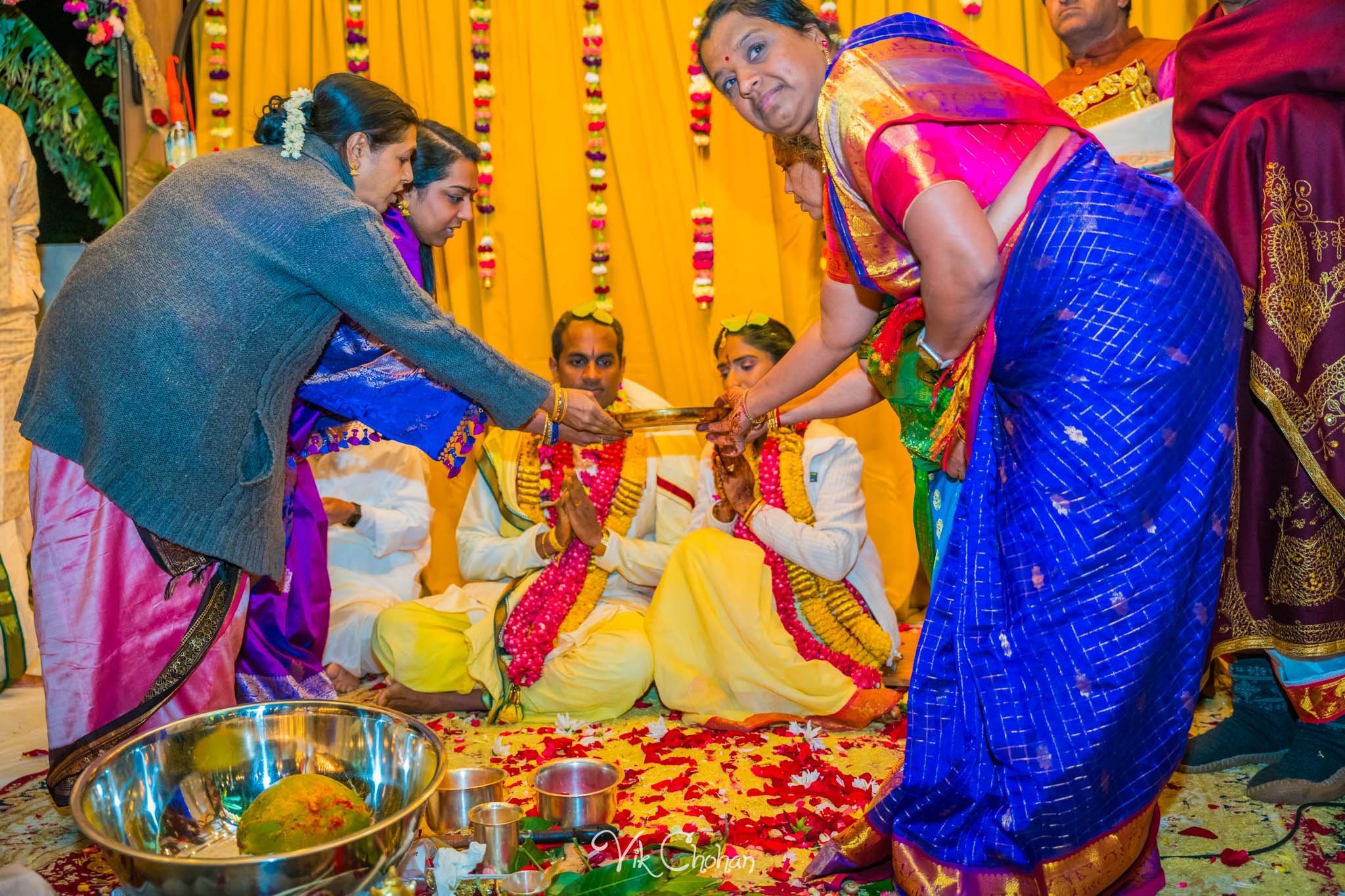 2024-04-04-Subhasree-and-Ravi-South-Indian-Wedding-Celebration-Vik-Chohan-Photography-Photo-Booth-Social-Media-VCP-382.jpg