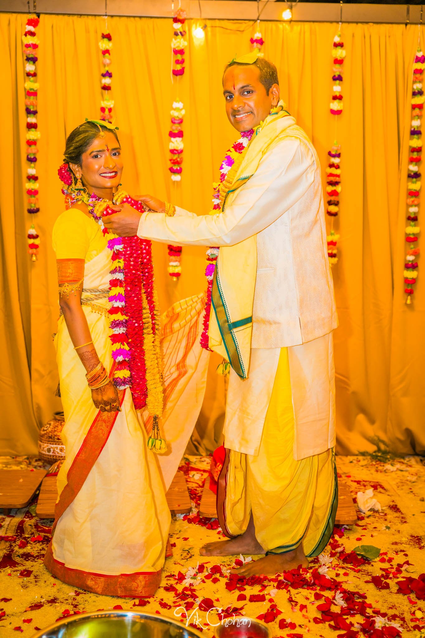 2024-04-04-Subhasree-and-Ravi-South-Indian-Wedding-Celebration-Vik-Chohan-Photography-Photo-Booth-Social-Media-VCP-392.jpg