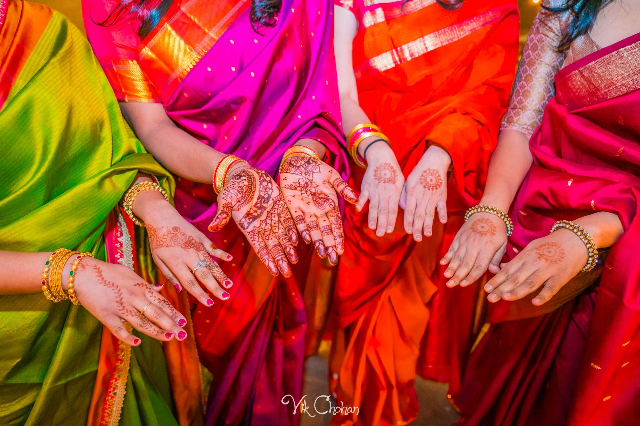 2024-04-04-Subhasree-and-Ravi-South-Indian-Wedding-Celebration-Vik-Chohan-Photography-Photo-Booth-Social-Media-VCP-399.jpg