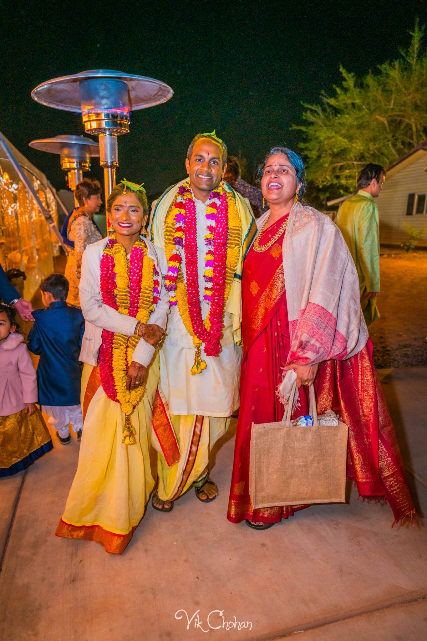 2024-04-04-Subhasree-and-Ravi-South-Indian-Wedding-Celebration-Vik-Chohan-Photography-Photo-Booth-Social-Media-VCP-407.jpg