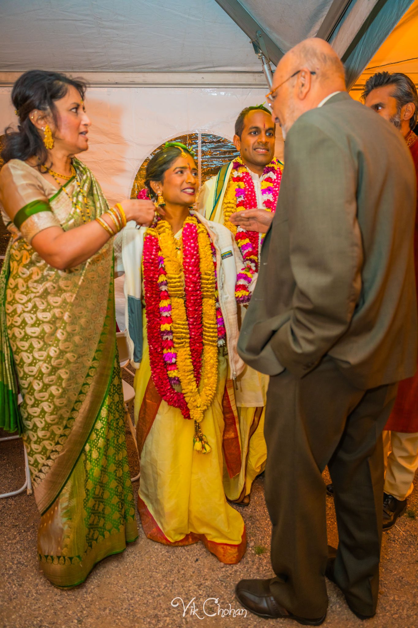 2024-04-04-Subhasree-and-Ravi-South-Indian-Wedding-Celebration-Vik-Chohan-Photography-Photo-Booth-Social-Media-VCP-416.jpg