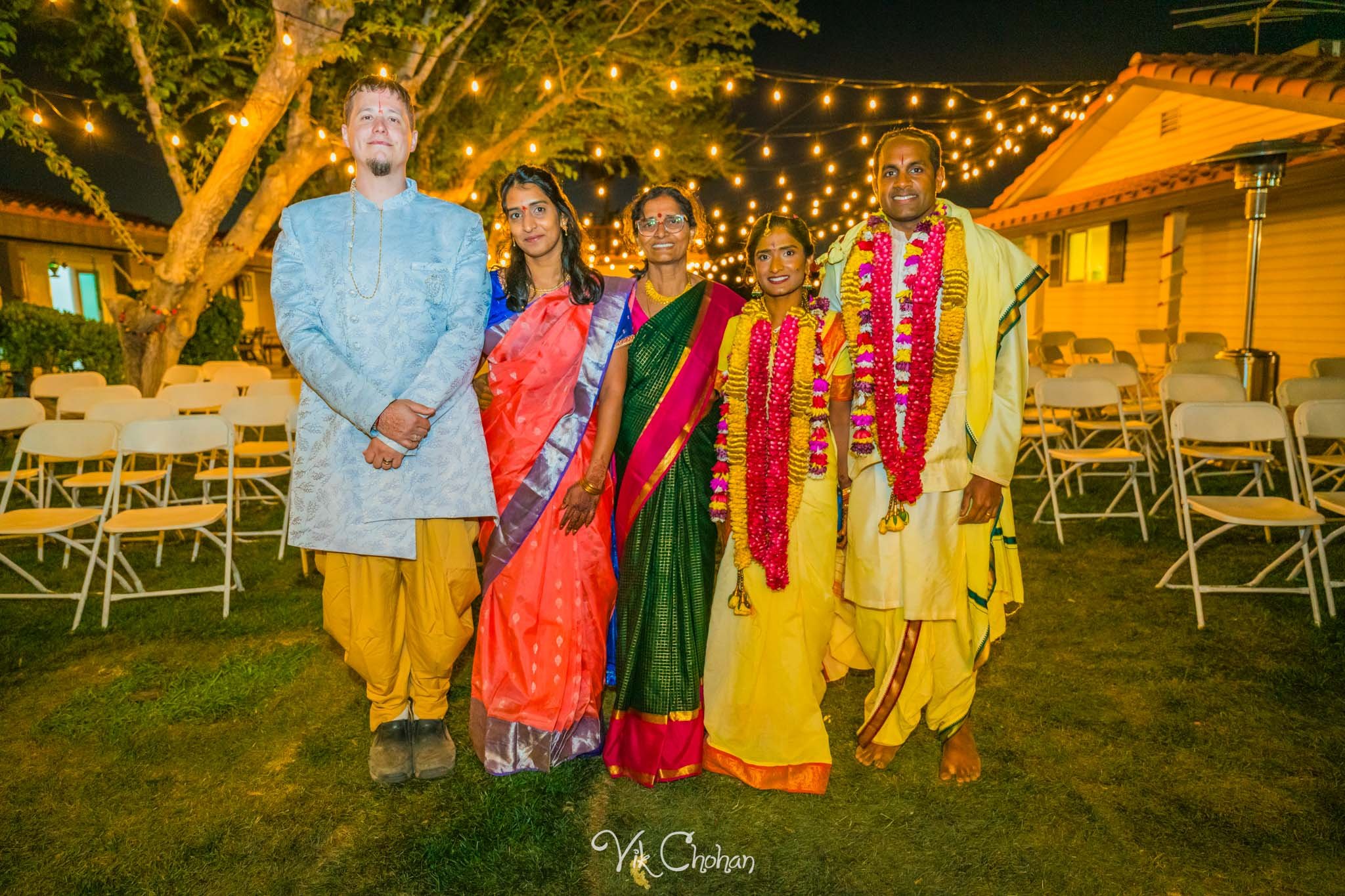 2024-04-04-Subhasree-and-Ravi-South-Indian-Wedding-Celebration-Vik-Chohan-Photography-Photo-Booth-Social-Media-VCP-448.jpg