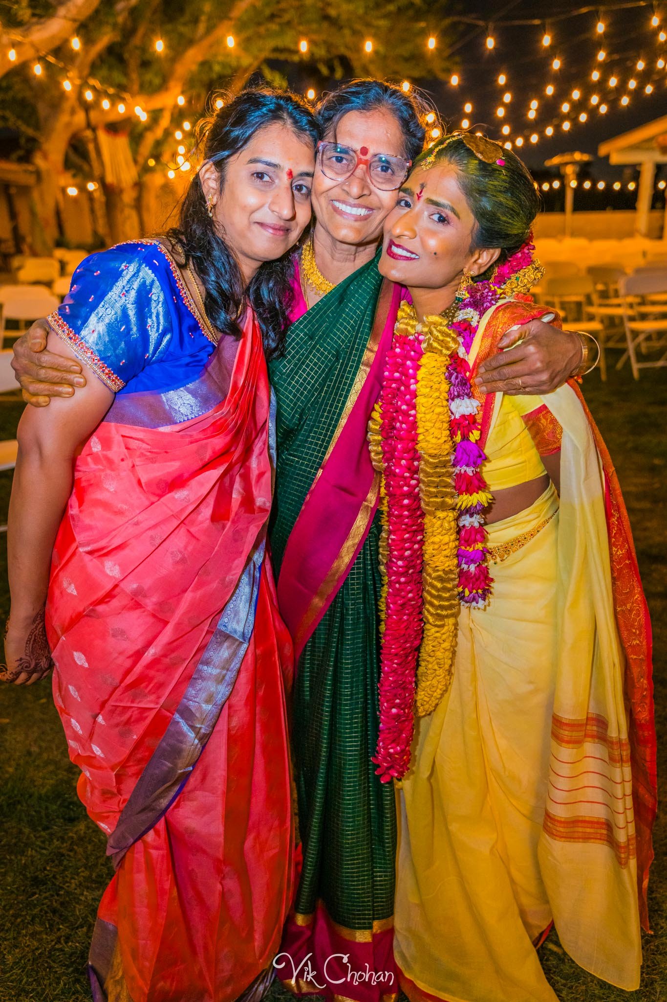 2024-04-04-Subhasree-and-Ravi-South-Indian-Wedding-Celebration-Vik-Chohan-Photography-Photo-Booth-Social-Media-VCP-450.jpg