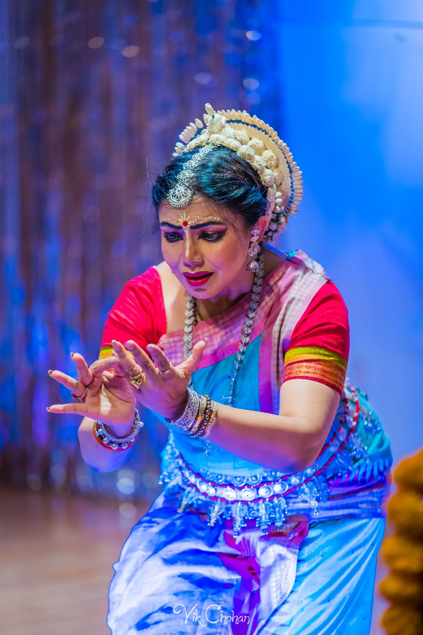 2024-05-18-Guru-Sanchita-Bhattacharya-Divine-Grace-IWAOLV-Indian-Womens-Association-Of-Las-Vegas-Odissi-Dance-May-18th-2024-Vik-Chohan-Photography-Photo-Booth-Social-Media-VCP-176.jpg