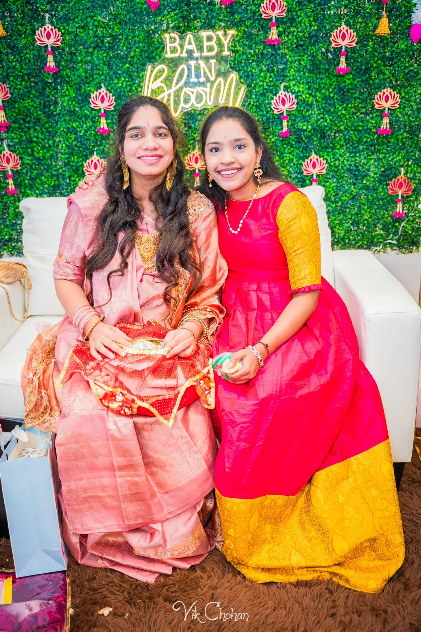2024-08-31-Prakiti-and-Akhilesh-Las Vegas-Babyshower-Celebration-Vik-Chohan-Photography-Photo-Booth-Social-Media-VCP-132.jpg