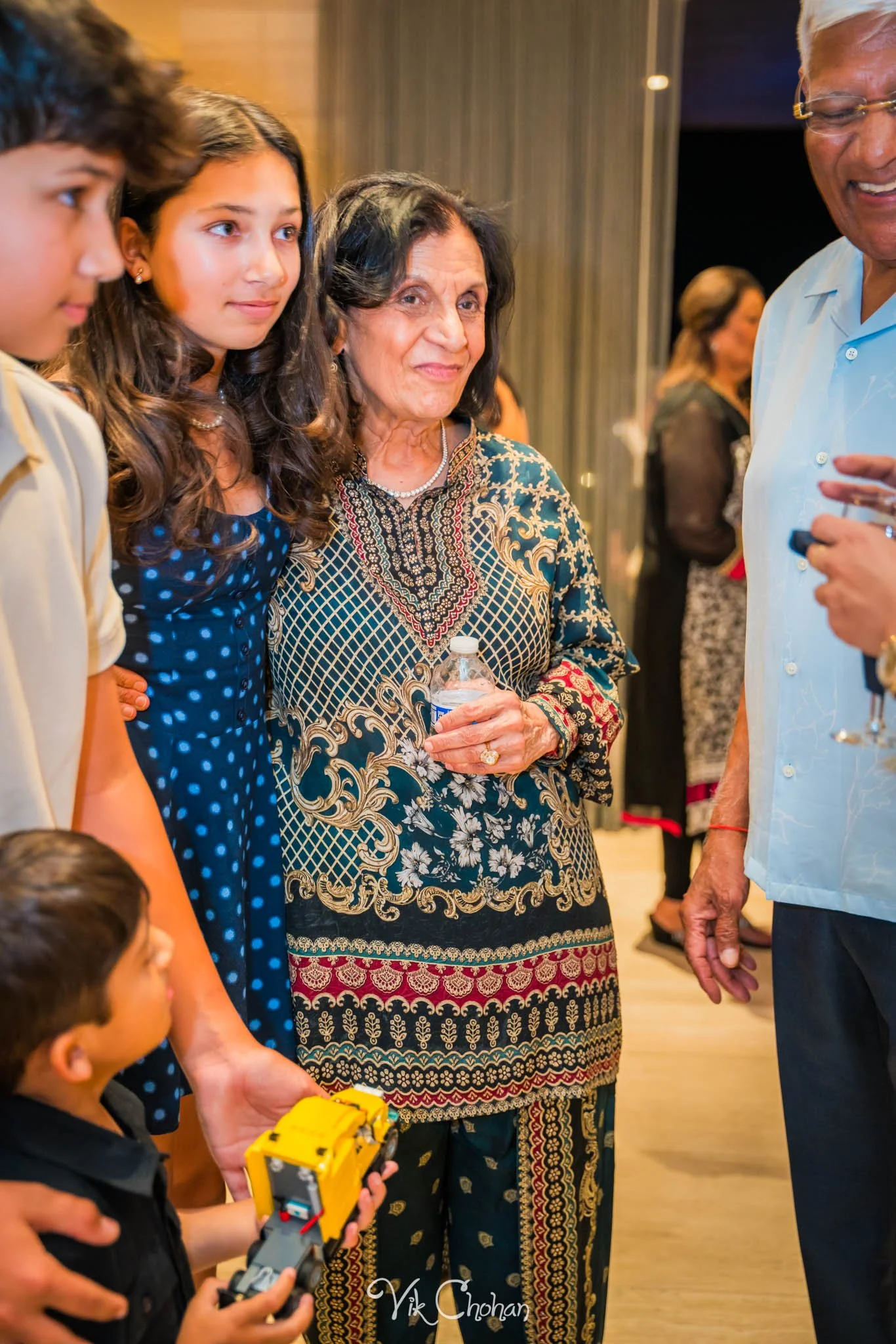 2024-09-28-75th-Birthday-Celebration-for-Dr-Jain-Las-Vegas-Birthday-Photography-Vik-Chohan-Photography-Photo-Booth-Social-Media-VCP-320.jpg