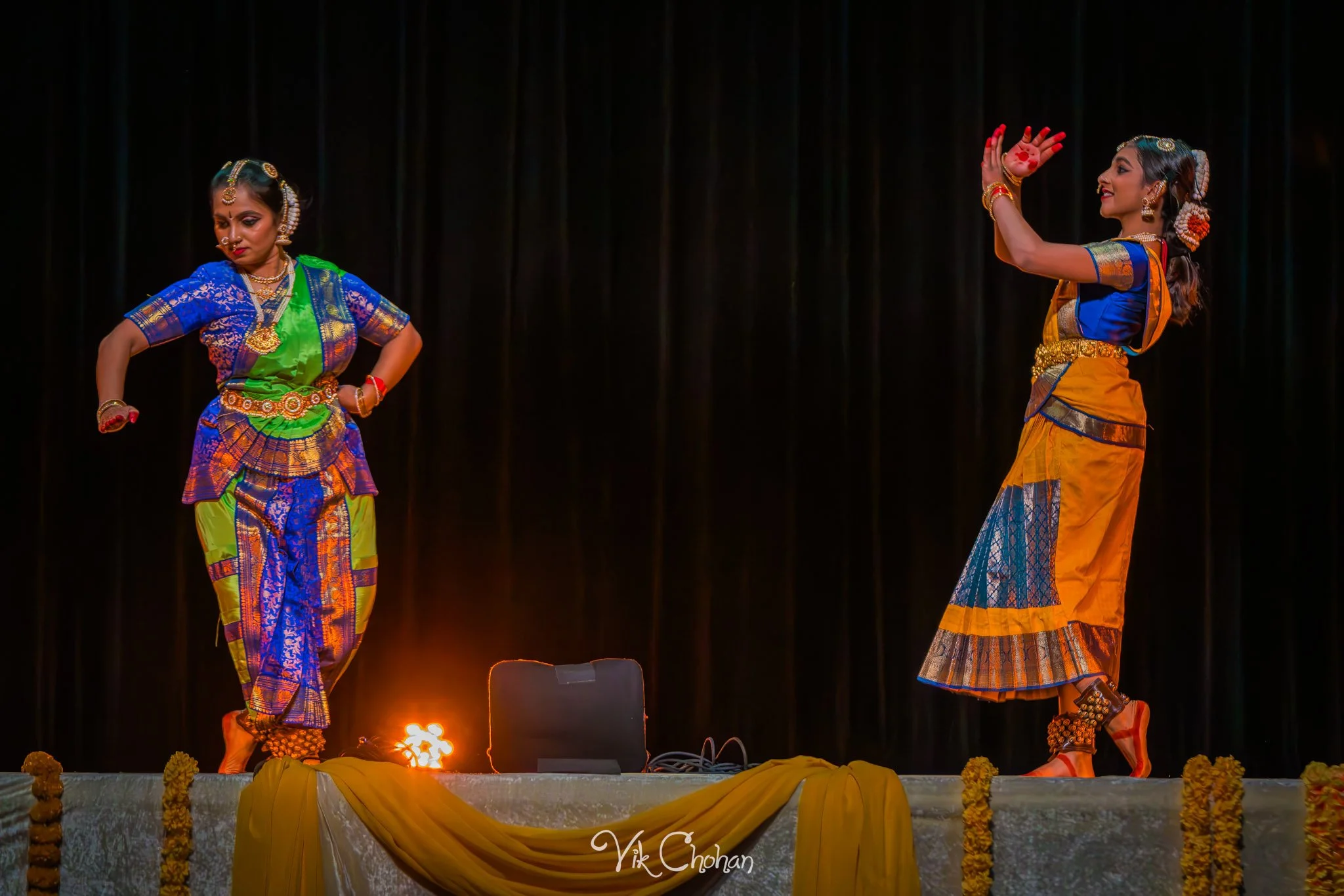 2024-11-02-FOILV-Friends-Of-India-LV-Diwali-Celebration-Vik-Chohan-Photography-084.jpg