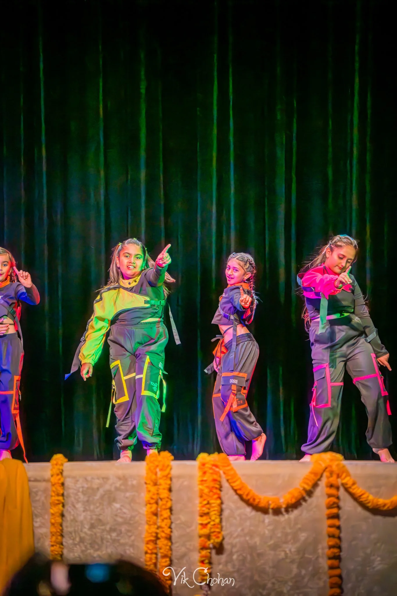 2024-11-02-FOILV-Friends-Of-India-LV-Diwali-Celebration-Vik-Chohan-Photography-136.jpg