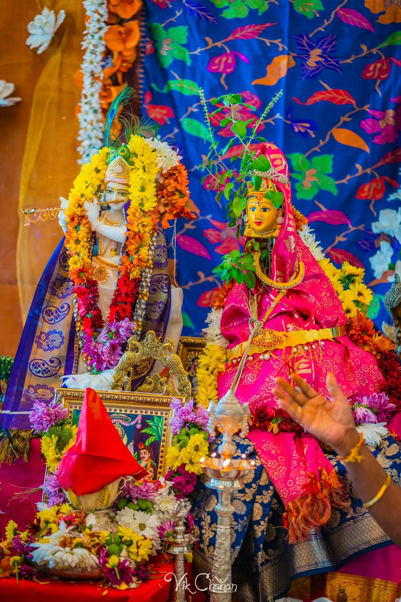2024-11-17-House-Warming-Puja-and-Celebration-Vik-Chohan-Photography-Photo-Booth-Social-Media-VCP-054.jpg
