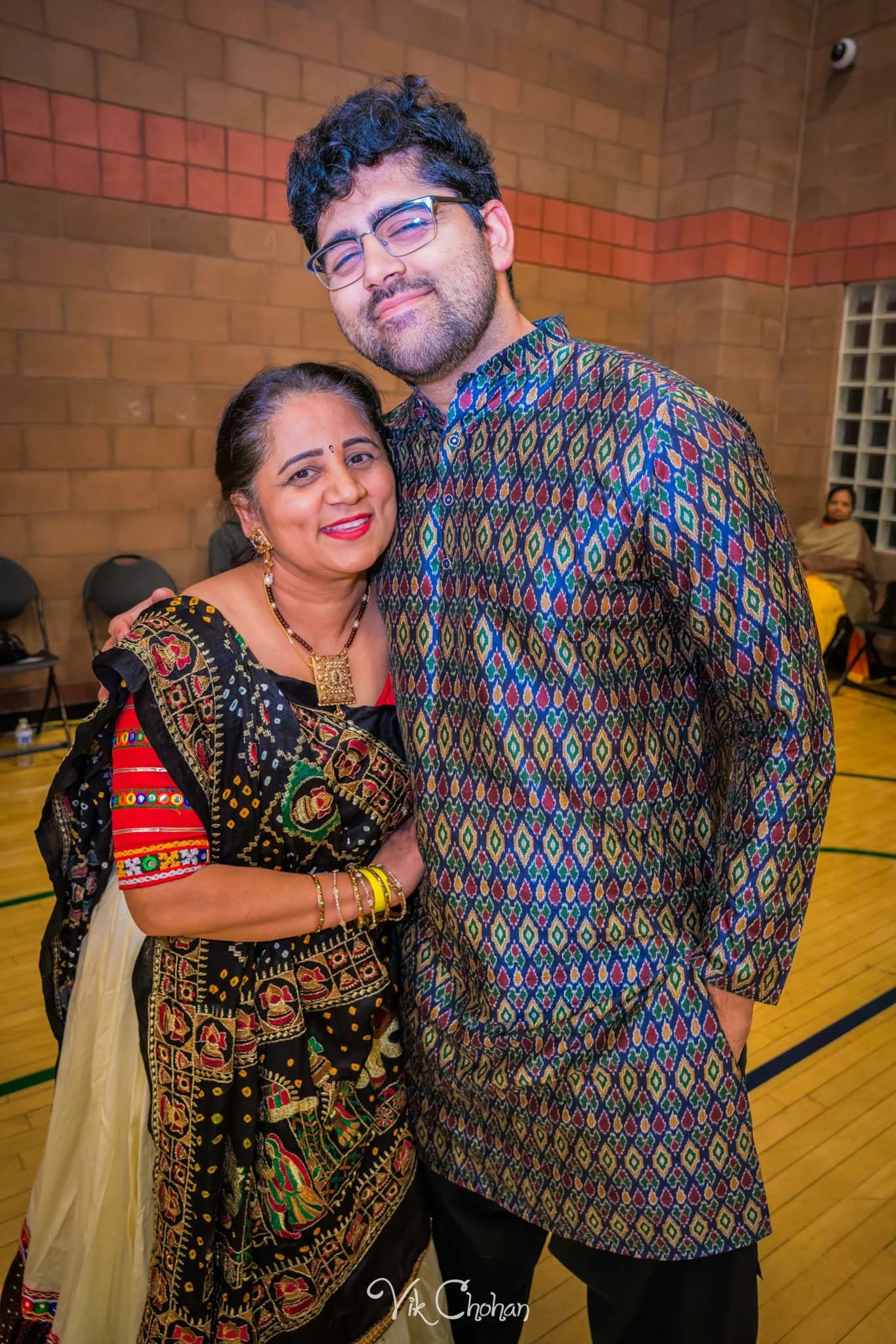 2024-10-18-LVGS-Navratri-Garba-Celebration-Day-5-Vik-Chohan-Photography-Photo-Booth-Social-Media-VCP-206.jpg