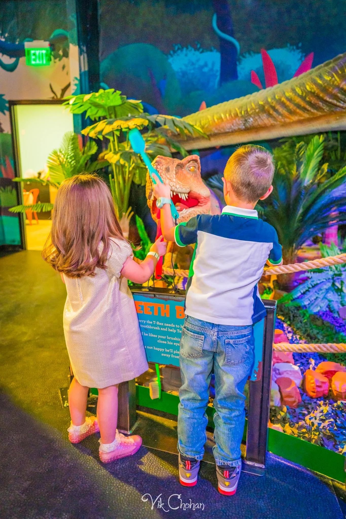 2025-04-12-Nicole-5th-Birthday-Celebration-at-Dinosaur-Outpost-Vik-Chohan-Photography-Photo-Booth-Social-Media-VCP-026.jpg