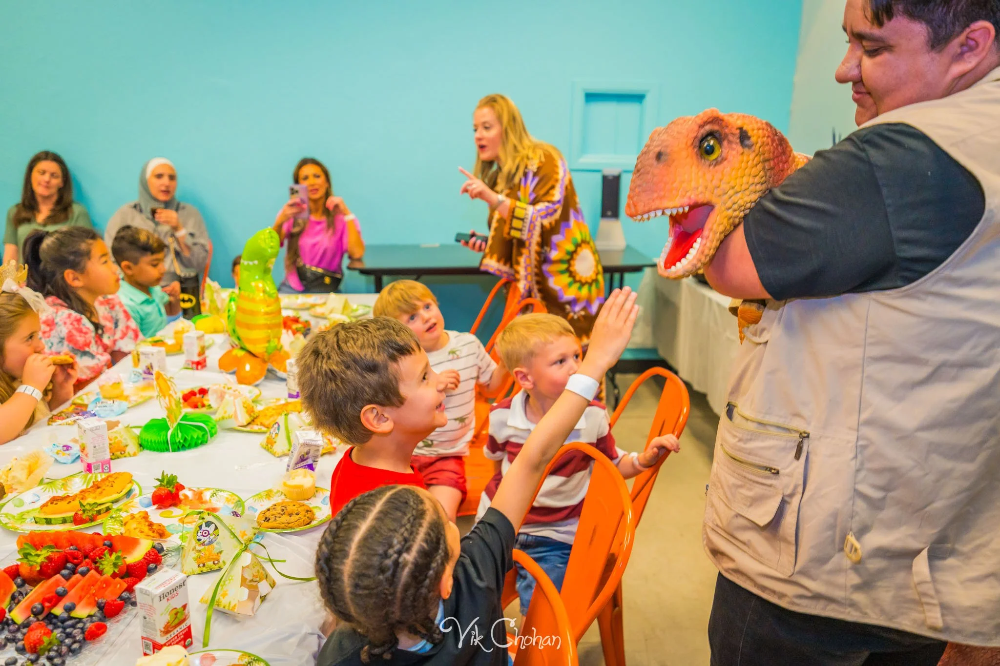 2025-04-12-Nicole-5th-Birthday-Celebration-at-Dinosaur-Outpost-Vik-Chohan-Photography-Photo-Booth-Social-Media-VCP-114.jpg