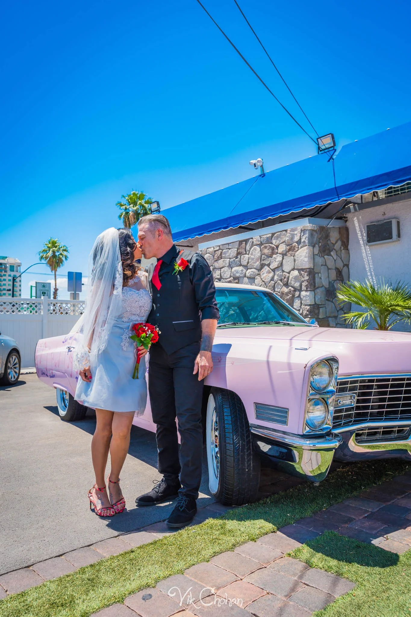 2025-05-25-Paige-and-Scott-Las-Vegas-Graceland-Wedding-Photography-Vik-Chohan-Photography-Photo-Booth-Social-Media-VCP-005.jpg